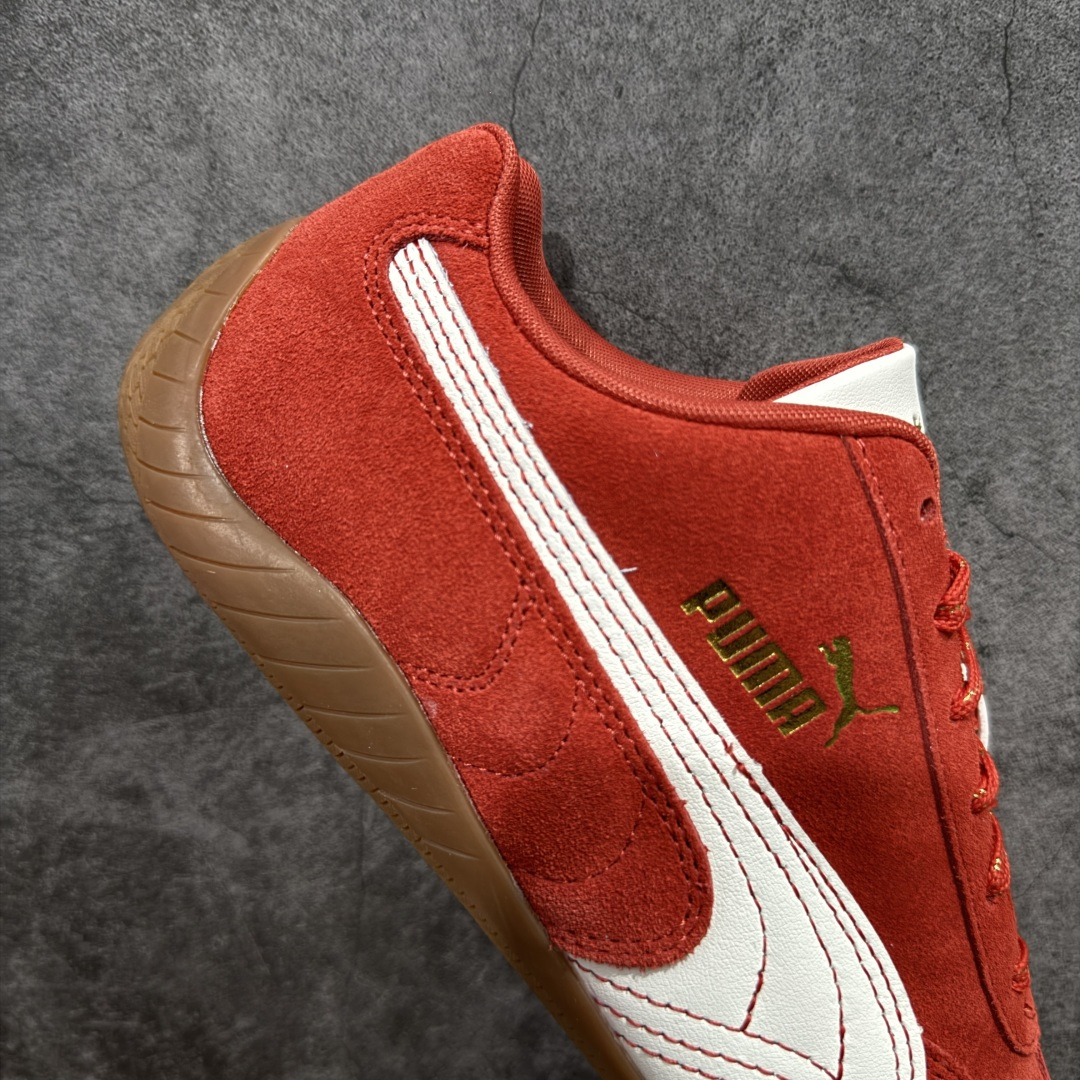 图片[7]-【渠道纯原版】Puma Speedcat OG Sparco 彪马罗马阿莫尔系列 复古运动休闲赛车跑鞋红白马年限定 408848-01 目前市场最优版本 无论是版型 细节 烫金刺绣走线 完全碾压市场任意版本 欢迎对比🆚 工厂耗时3个月开发 原装档案原数据纸版楦型 采用固色翻毛皮鞋面材质(正确二次成型\’猛帮\’成型工艺🆚区别市面版本!!) 外置原数据开发轻量耐磨橡胶大底💪🏻 全球知名运动品牌PUMA宝马赛车系列 融合了宝马车队的标志性配色 以趣味十足又前卫复古的设计引领潮流 将赛道精神融入街头时尚 开启前卫竞速之旅 主打前卫复古风 Roma鞋款的鞋侧以复古的流线造型 缀以宝马经典Logo 巧妙吸睛 而Speedcat鞋款以亮眼三色条纹元素缀以舒适鞋面 赋予了独特的个性美学 演绎赛车的无尽能量 尺码：35.5-45-选品中心