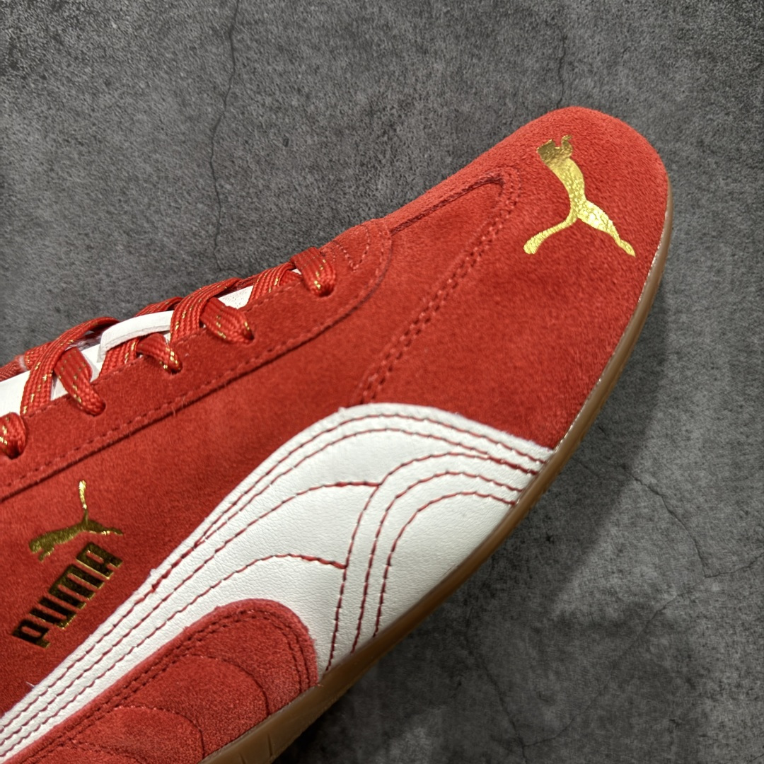 图片[6]-【渠道纯原版】Puma Speedcat OG Sparco 彪马罗马阿莫尔系列 复古运动休闲赛车跑鞋红白马年限定 408848-01 目前市场最优版本 无论是版型 细节 烫金刺绣走线 完全碾压市场任意版本 欢迎对比🆚 工厂耗时3个月开发 原装档案原数据纸版楦型 采用固色翻毛皮鞋面材质(正确二次成型\’猛帮\’成型工艺🆚区别市面版本!!) 外置原数据开发轻量耐磨橡胶大底💪🏻 全球知名运动品牌PUMA宝马赛车系列 融合了宝马车队的标志性配色 以趣味十足又前卫复古的设计引领潮流 将赛道精神融入街头时尚 开启前卫竞速之旅 主打前卫复古风 Roma鞋款的鞋侧以复古的流线造型 缀以宝马经典Logo 巧妙吸睛 而Speedcat鞋款以亮眼三色条纹元素缀以舒适鞋面 赋予了独特的个性美学 演绎赛车的无尽能量 尺码：35.5-45-选品中心