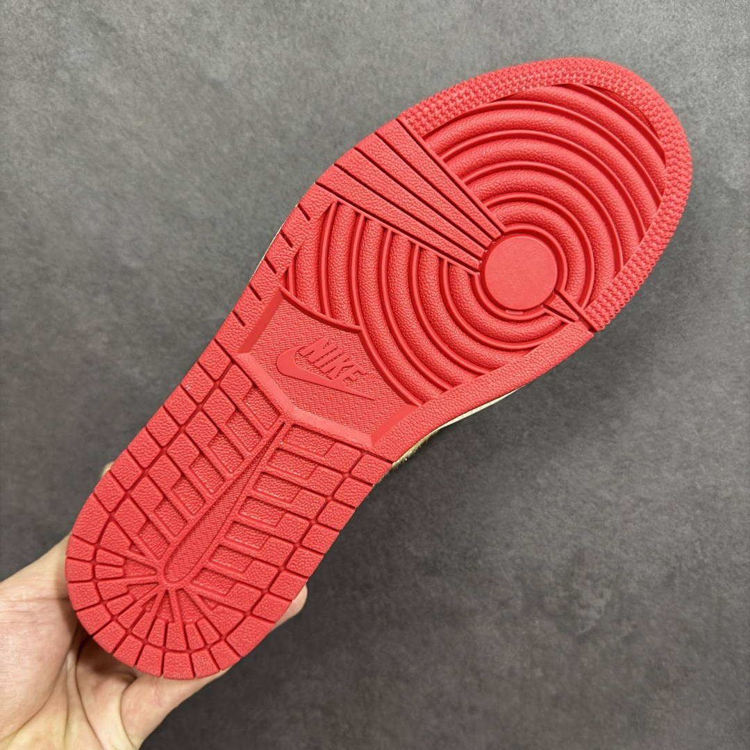 图片[9]-【定制版】Air Jordan 1 Low AJ1 乔1米白色 高端定制 低帮复古篮球鞋 FC1688-250  #定制鞋盒 大厂纯原品质出货 超高清洁度 皮料切割干净无任何毛边 细节完美  尺码：36 36.5 37.5 38 38.5 39 40 40.5 41 42 42.5 43 44 44.5 45-选品中心