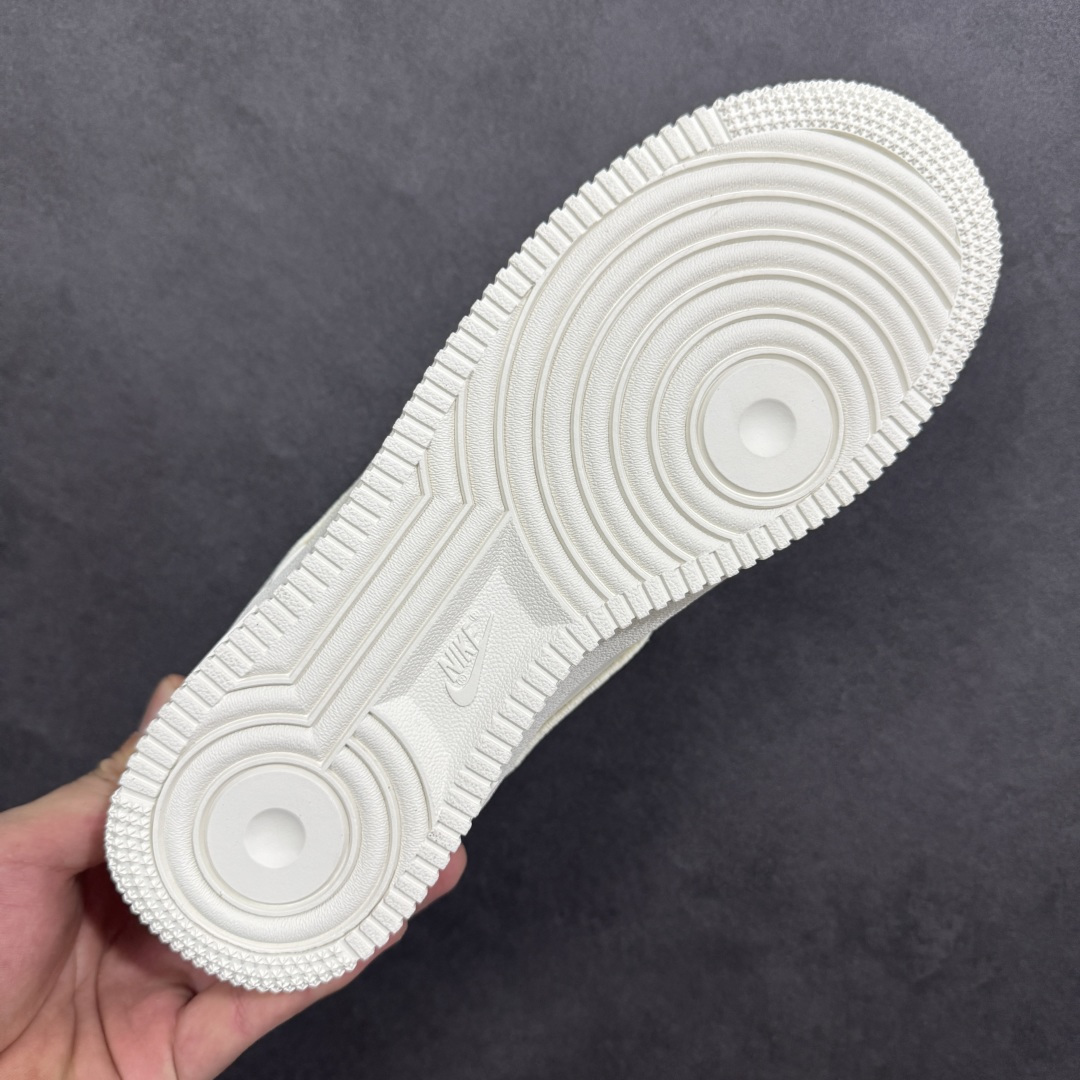 图片[9]-【公司级】NK Air Force 1 Low 空军一号果冻低帮休闲板鞋 IH7351-010 原厂冲刀皮料切割干净 无任何毛边 打造纯正空军 全掌内置蜂窝气垫 原盒配件 原厂中底钢印、拉帮完美 全套原楦原模倾力打造完美版型 尺码：36 36.5 37.5 38 38.5 39 40 40.5 41 42 42.5 43 44 44.5 45-选品中心