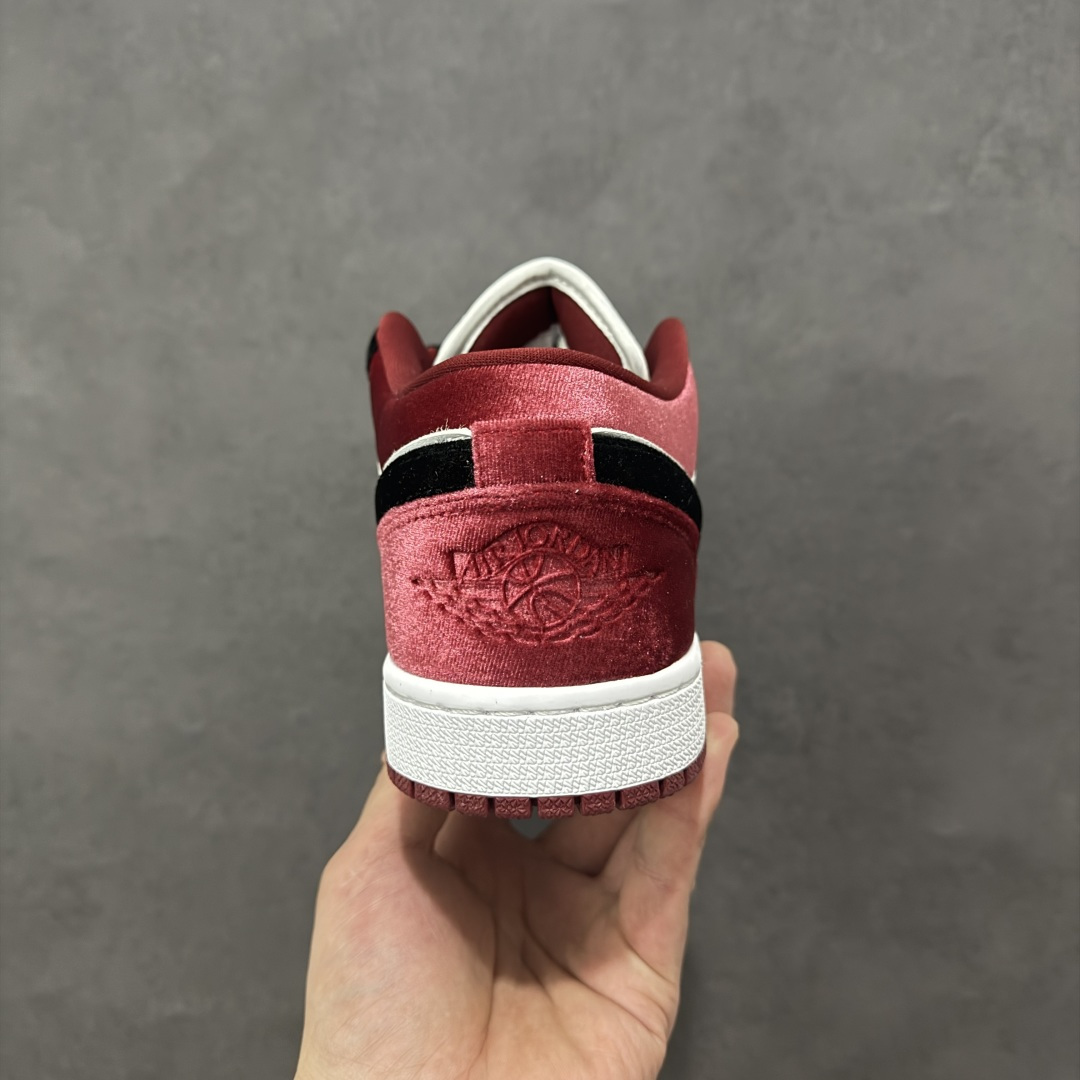 图片[4]-【H11版本】耐克Nike Air Jordan 1 AJ1经典复古经典低帮百搭文化篮球鞋 FZ3242-001 公司级真标半码制#原档案原数据开发版型#采用荔枝纹头层皮革鞋面材质#原厂立体填充鞋舌海绵#中底注胶孔及缜密中底拉帮工艺#原数据开发模具大底 尺码：35.5 36 36.5 37.5 38 38.5 39 40 40.5 41 42 42.5 43 44 44.5 45 46 47.5 编码：H11B250260-选品中心