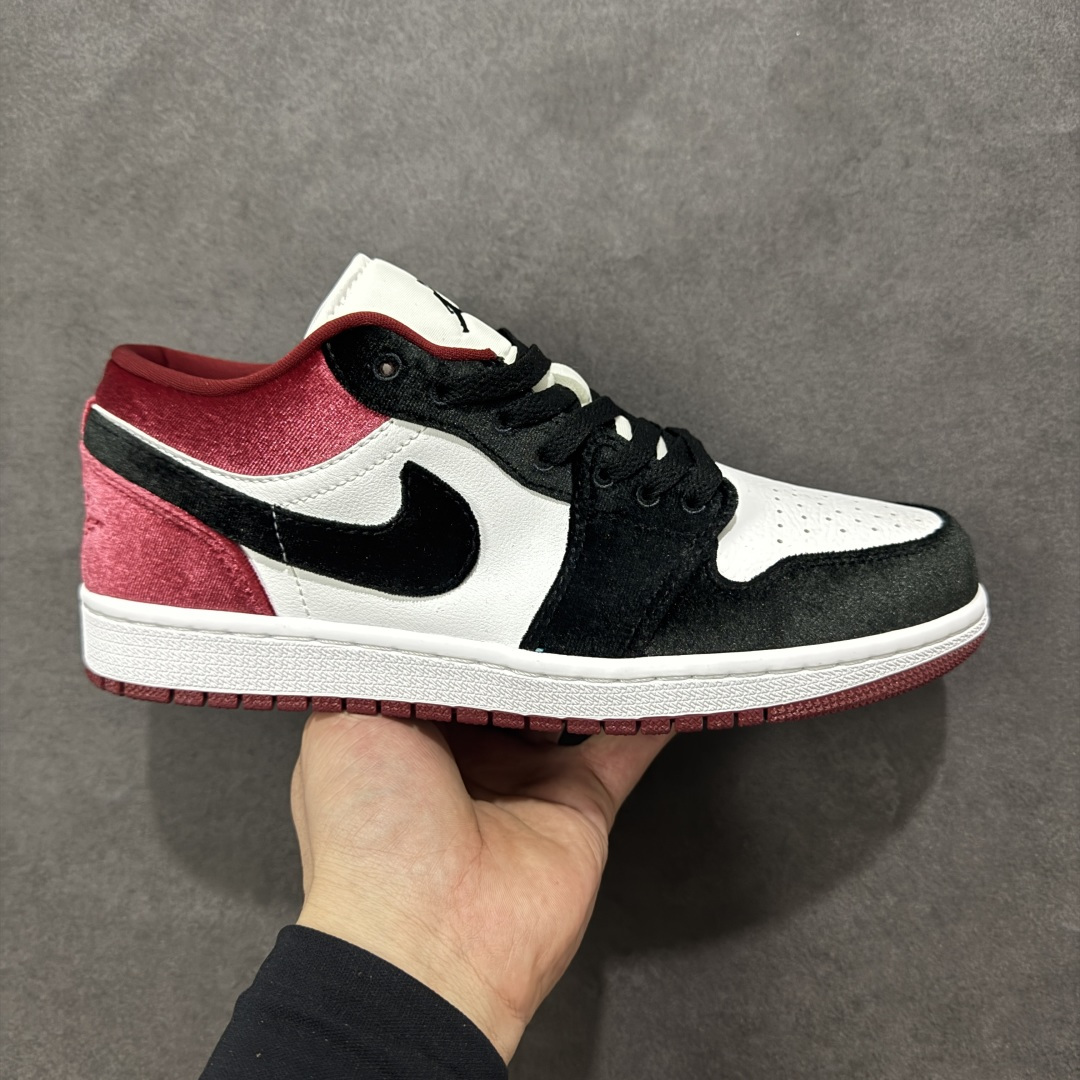 【H11版本】耐克Nike Air Jordan 1 AJ1经典复古经典低帮百搭文化篮球鞋 FZ3242-001 公司级真标半码制#原档案原数据开发版型#采用荔枝纹头层皮革鞋面材质#原厂立体填充鞋舌海绵#中底注胶孔及缜密中底拉帮工艺#原数据开发模具大底 尺码：35.5 36 36.5 37.5 38 38.5 39 40 40.5 41 42 42.5 43 44 44.5 45 46 47.5 编码：H11B250260-选品中心