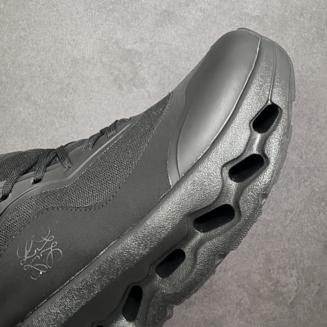 图片[5]-【公司级】On昂跑 LOEWE 系列低帮轻量舒适多功能休闲运动鞋 采用工程飞织网布组合再生聚酯纤维鞋面材质搭载独家隐藏速度中板 镂空CloudTec科技 泡棉缓震中底 黑科技跑出圈的时尚运动新宠 货号：3ME10696668 尺码：36-47带半码-选品中心