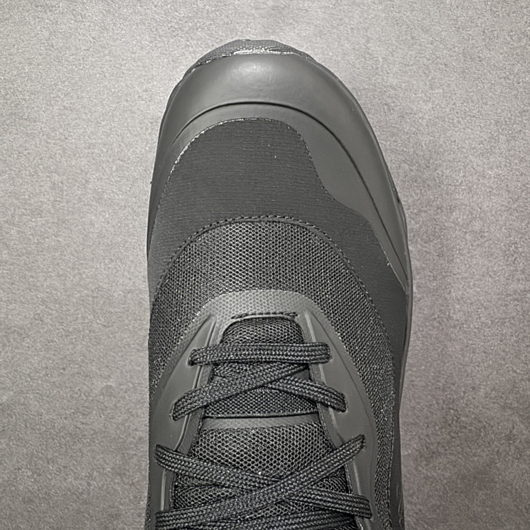 图片[8]-【公司级】On昂跑 LOEWE 系列低帮轻量舒适多功能休闲运动鞋 采用工程飞织网布组合再生聚酯纤维鞋面材质搭载独家隐藏速度中板 镂空CloudTec科技 泡棉缓震中底 黑科技跑出圈的时尚运动新宠 货号：3ME10696668 尺码：36-47带半码-选品中心