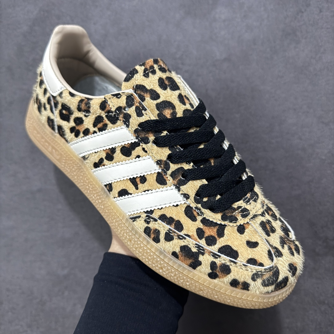 图片[3]-【公司级】Ad Handball Spezial 复古单品 阿迪达斯经典款复古休闲板鞋 #原厂原档案开发出品 皮料切割干净无任何毛边 鞋型细节完美 超高清洁度 货号：KI6678 尺码：36 36.5 37 38 38.5 39 40 40.5 41 42 42.5 43 44 45-选品中心