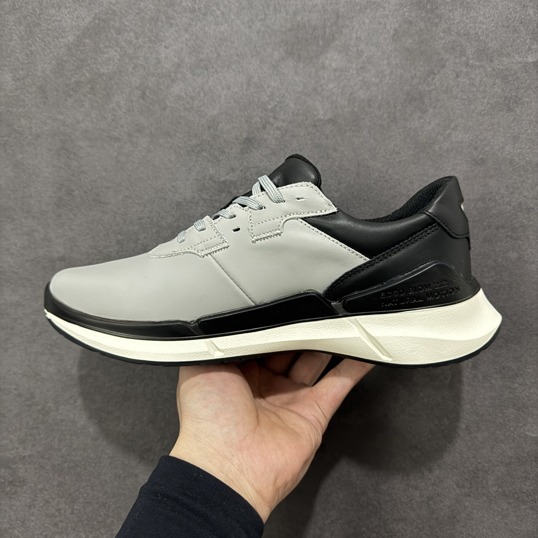 图片[2]-【公司级】Ecco 爱步健步BIOMC 25周年新款百搭跑步健身鞋   #鞋面采用迪尼玛牛皮，轻盈柔韧耐磨，提供抗撕裂性能 自然律动科技，符合人体工学鞋楦，贴近足部形态 穿着更舒适 直接注塑工艺连接鞋面与鞋底，一体成型，合脚稳固 橡胶外底适应多种地形，抓地耐磨，稳定支撑 完美平衡颜值与性能，拓展穿搭可能性 都市探索 步履悠然  货号：875825 尺码：39 40 41 42 43 44-M1-F4-选品中心