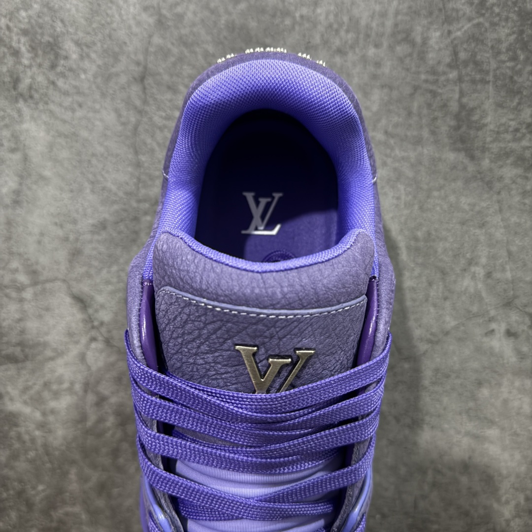 图片[8]-【天花板/Goat版】 市场最强版 没有之一的存在💪🏻 Louis Vuitton LV Trainer 系列全新版上架 手里有正品的可以对比下🆚懂货的看细节‼️ 此版品质是市场从未达到的新高度！ 整体版型 皮料 牛仔布的色差 压花纹路清晰度 后跟版型等等 都可以自行对比[机智]吊打市场所有货，怒甩十条街的那种，直接来正品对比图🆚，欢迎拿市场各大工厂的货来对比！ 尺码：39-45码-选品中心