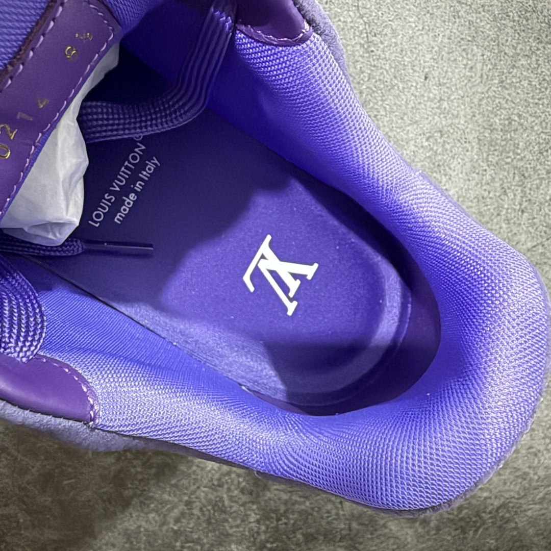 图片[9]-【天花板/Goat版】 市场最强版 没有之一的存在💪🏻 Louis Vuitton LV Trainer 系列全新版上架 手里有正品的可以对比下🆚懂货的看细节‼️ 此版品质是市场从未达到的新高度！ 整体版型 皮料 牛仔布的色差 压花纹路清晰度 后跟版型等等 都可以自行对比[机智]吊打市场所有货，怒甩十条街的那种，直接来正品对比图🆚，欢迎拿市场各大工厂的货来对比！ 尺码：39-45码-选品中心