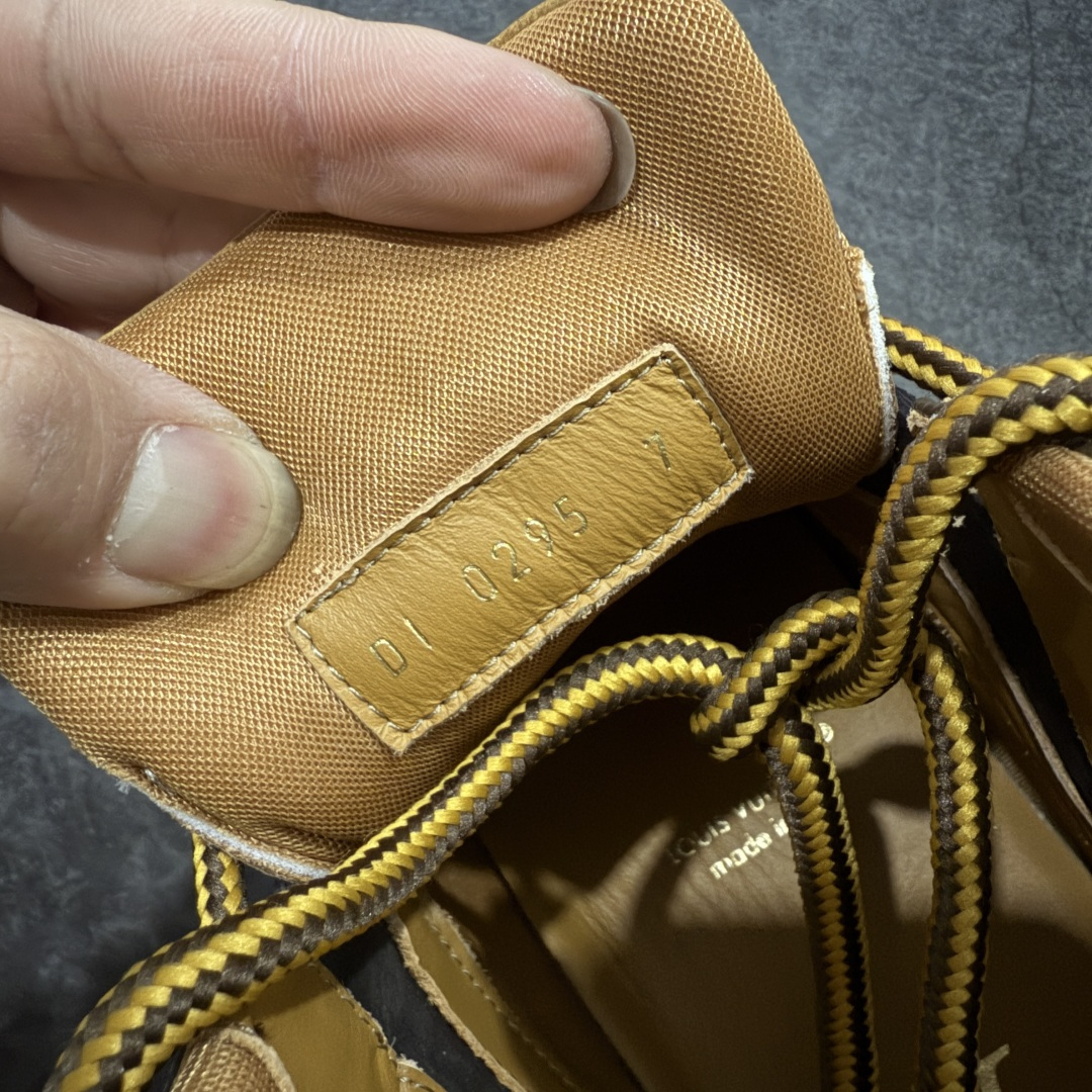 图片[7]-【佛山超A版】Louis Vuitton 路易威登 2026春夏新品 专柜主打最新款 LV REMIX 系带德比鞋 硬货上新 代购级别 高级感十足 国内外博主刷爆的一款，复古又时髦 上脚美炸了！官网主推款★ 鞋面：原版特定小牛皮 内里： 进口水染牛皮 大底：原版开模定制防滑大底 跟高：4.5cm 尺码： 男款39-45-选品中心