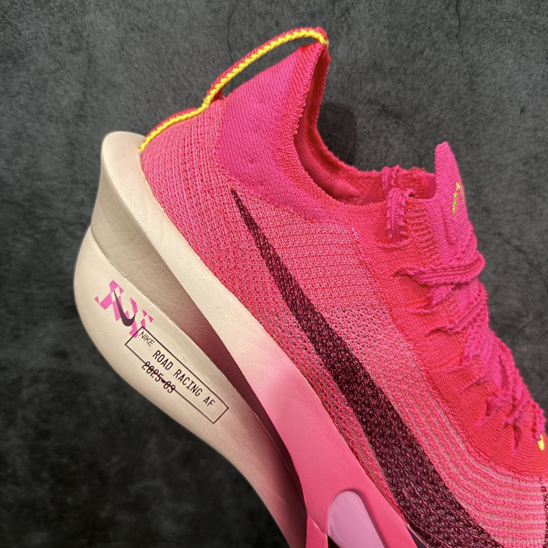 图片[7]-【碳科技纯原】Nk Zoom AlphaFly Next% 4 阿尔法飞行4代 2025年全新超级马拉松全掌碳板跑鞋 FD8315-601  市场顶级版本 跑鞋第一梯队 专业跑鞋‼️ 原标原盒 全掌真碳版 真Zoom X气垫 配件齐 有配正确配套防尘布袋 真材实料 假一赔十‼️ 正确大底刷漆（鞋底部分黑色刷漆有裂纹） 鞋款搭载两个Airzoom缓震配置，全掌型碳纤维板，缔造出色推进感；中底ZoomX 泡绵从后跟延伸至鞋头，超强回弹性 💪🏻 空气动力学造型则依然保留。前掌采用镂空设计，让鞋底的碳板配置得以可视化 造型更具未来感。   尺码：36 36.5 37.5 38 38.5 39 40 40.5 41 42 42.5 43 44 44.5 45-选品中心
