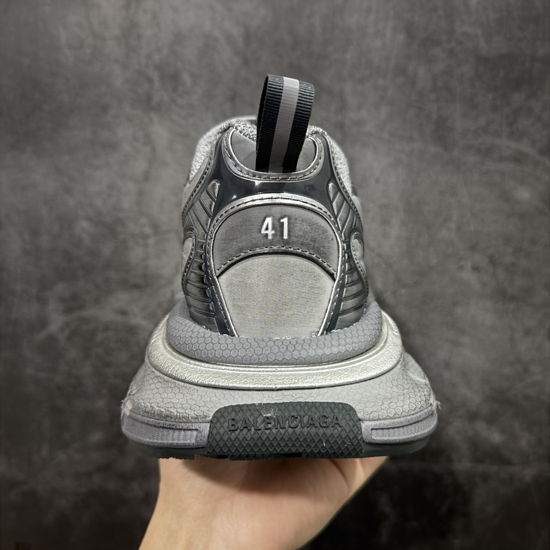 图片[4]-【XA版本】BALENCIAGA 3XL Sneakers 巴黎世家十代网布系带低帮走秀复古老爹鞋 全套原纸板楦头开发 最原汁原味的灵魂版型 全鞋荧光划线卡点 胶水把控整洁度追求极致完美 每一双都是工艺品 多重QC质检 超越公司货的品控标准 实实在在的免检产品 原盒原配 正确字体电绣 粗细、位置、大小正确 侧边TPU 透气孔匹配意产原版 正确分离大底 TPU软底 原版一致大底LOGO 立体感十足 原厂皮料水洗做旧 采购原厂网纱 不含皮革 网布材料和聚氨酯 磨损效果 鞋头边缘和后帮 Balenciaga 徽标 鞋面和后跟凸印尺码 鞋舌 3XL 橡胶品牌标识和反光细节 鞋帮拉袢和鞋舌拉祥 配反光细节 备用鞋带在鞋履前侧 可在穿着前取下 便于不同造型搭配 偏大一码 尺码：35-40-选品中心