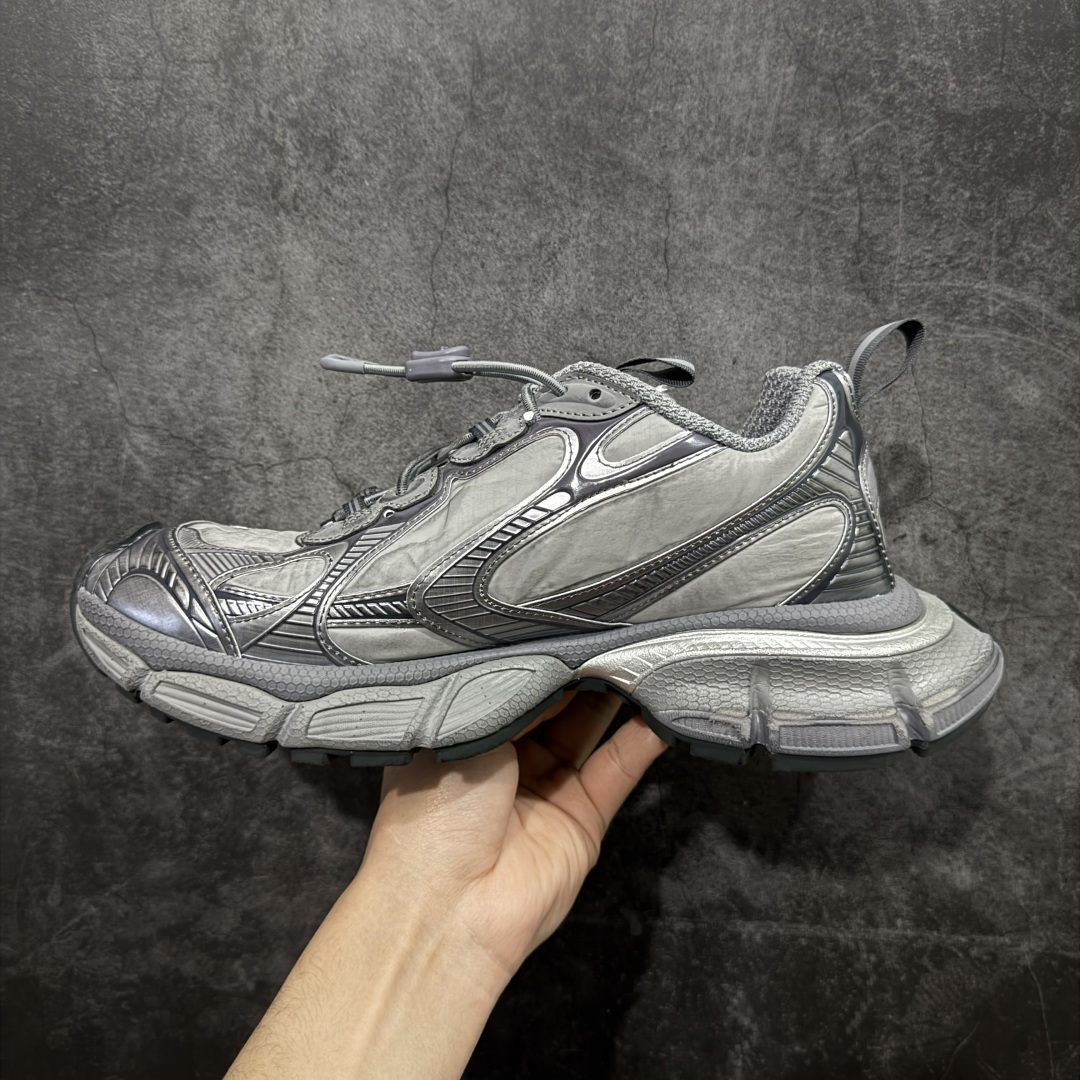 图片[2]-【XA版本】BALENCIAGA 3XL Sneakers 巴黎世家十代网布系带低帮走秀复古老爹鞋 全套原纸板楦头开发 最原汁原味的灵魂版型 全鞋荧光划线卡点 胶水把控整洁度追求极致完美 每一双都是工艺品 多重QC质检 超越公司货的品控标准 实实在在的免检产品 原盒原配 正确字体电绣 粗细、位置、大小正确 侧边TPU 透气孔匹配意产原版 正确分离大底 TPU软底 原版一致大底LOGO 立体感十足 原厂皮料水洗做旧 采购原厂网纱 不含皮革 网布材料和聚氨酯 磨损效果 鞋头边缘和后帮 Balenciaga 徽标 鞋面和后跟凸印尺码 鞋舌 3XL 橡胶品牌标识和反光细节 鞋帮拉袢和鞋舌拉祥 配反光细节 备用鞋带在鞋履前侧 可在穿着前取下 便于不同造型搭配 偏大一码 尺码：35-40-选品中心