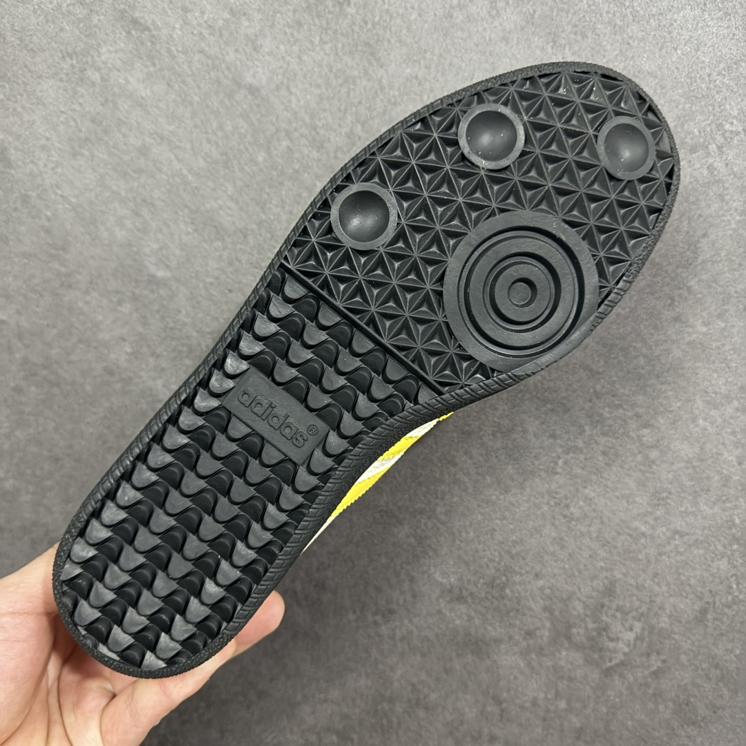 图片[9]-【定制版】adidas SAMBA OG F马年联名款 德训鞋 大厂纯原品质出货 超高清洁度 细节完美 舒适百搭 低帮休闲板鞋 男女同款 货号 ZH2595 尺码：36 36.5 37.5 38 38.5 39 40 40.5 41 42 42.5 43 44 45-选品中心