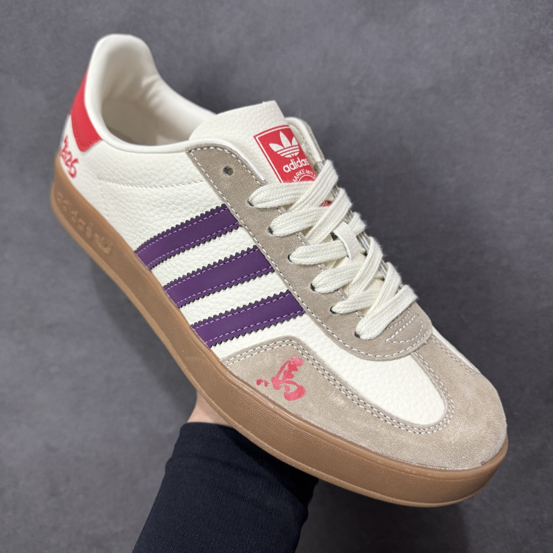 图片[3]-【定制版】adidas SAMBA OG F马年联名款 德训鞋 大厂纯原品质出货 超高清洁度 细节完美 舒适百搭 低帮休闲板鞋 男女同款 货号 ZH2597 尺码：36 36.5 37.5 38 38.5 39 40 40.5 41 42 42.5 43 44 45-选品中心