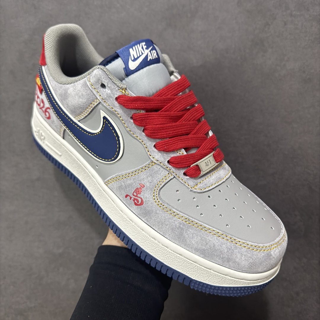图片[3]-【定制版】Nike Air Force 1\’07 Low 马年限定 空军一号低帮休闲板鞋  #原楦头原纸板 高端定制鞋盒 原厂鞋底 超高清洁度 细节完美 货号：HT5088-623  尺码：36 36.5 37.5 38 38.5 39 40 40.5 41 42 42.5 43 44 44.5 45-选品中心