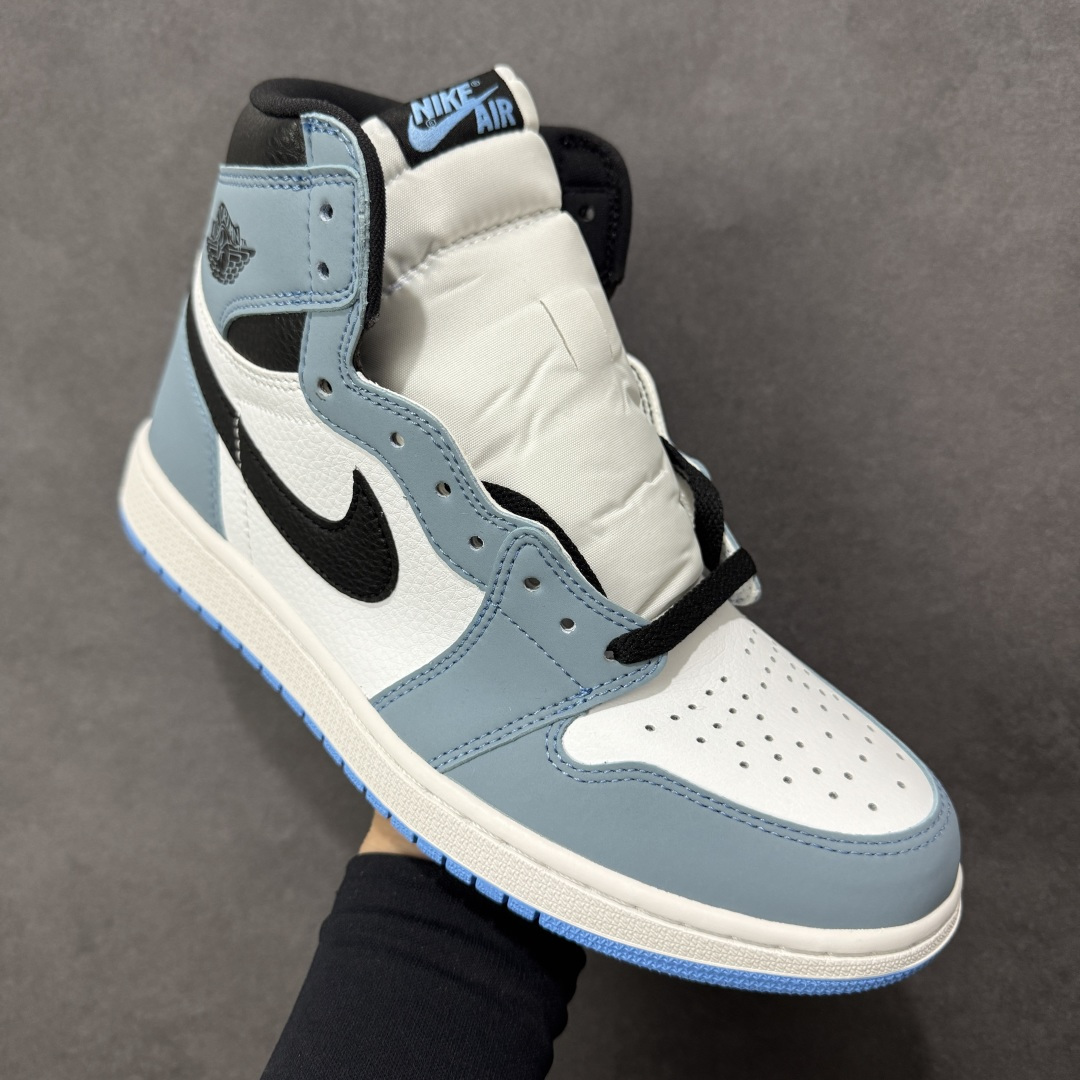 图片[3]-【H11版本】耐克Nike Air Jordan 1 Retro High OG AJ1代经典复古经典高帮百搭文化篮球鞋 555088-134 公司级真标半码制#原档案原数据开发版型#采用荔枝纹头层皮革鞋面材质#原厂立体填充鞋舌海绵#中底注胶孔及缜密中底拉帮工艺#原数据开发模具大底 尺码： 35.5 36 36.5 37.5 38 38.5 39 40 40.5 41 42 42.5 43 44 44.5 45 46 47.5 48.5 编码：H11B290300-选品中心