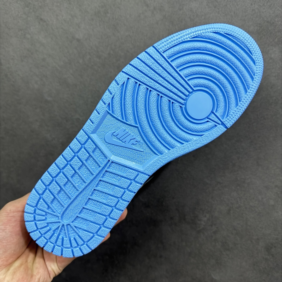 图片[9]-【H11版本】耐克Nike Air Jordan 1 Retro High OG AJ1代经典复古经典高帮百搭文化篮球鞋 555088-134 公司级真标半码制#原档案原数据开发版型#采用荔枝纹头层皮革鞋面材质#原厂立体填充鞋舌海绵#中底注胶孔及缜密中底拉帮工艺#原数据开发模具大底 尺码： 35.5 36 36.5 37.5 38 38.5 39 40 40.5 41 42 42.5 43 44 44.5 45 46 47.5 48.5 编码：H11B290300-选品中心