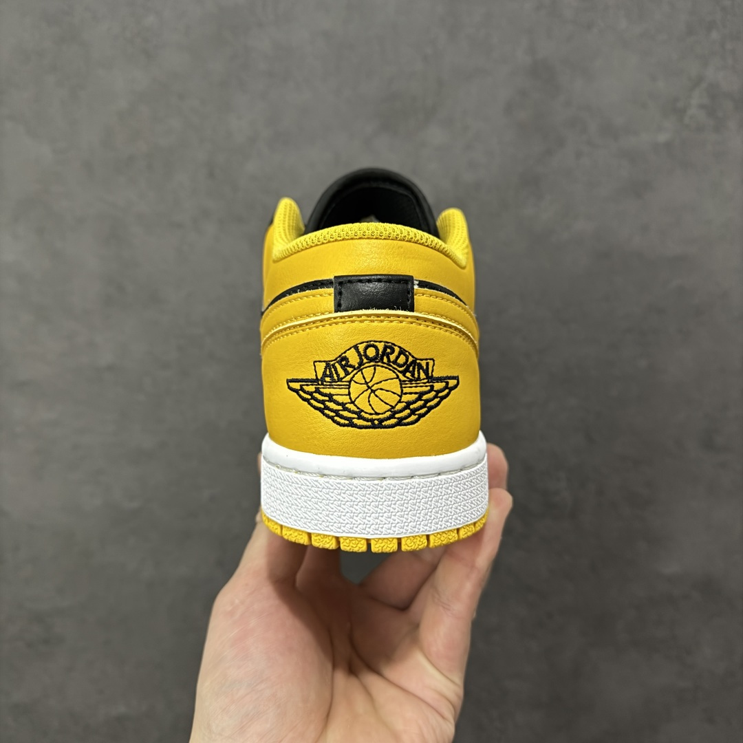 图片[4]-【H11版本】耐克Nike Air Jordan 1 AJ1经典复古经典低帮百搭文化篮球鞋 553558-072 公司级真标半码制#原档案原数据开发版型#采用荔枝纹头层皮革鞋面材质#原厂立体填充鞋舌海绵#中底注胶孔及缜密中底拉帮工艺#原数据开发模具大底 尺码：35.5 36 36.5 37.5 38 38.5 39 40 40.5 41 42 42.5 43 44 44.5 45 46 47.5 编码：H11B250260-选品中心