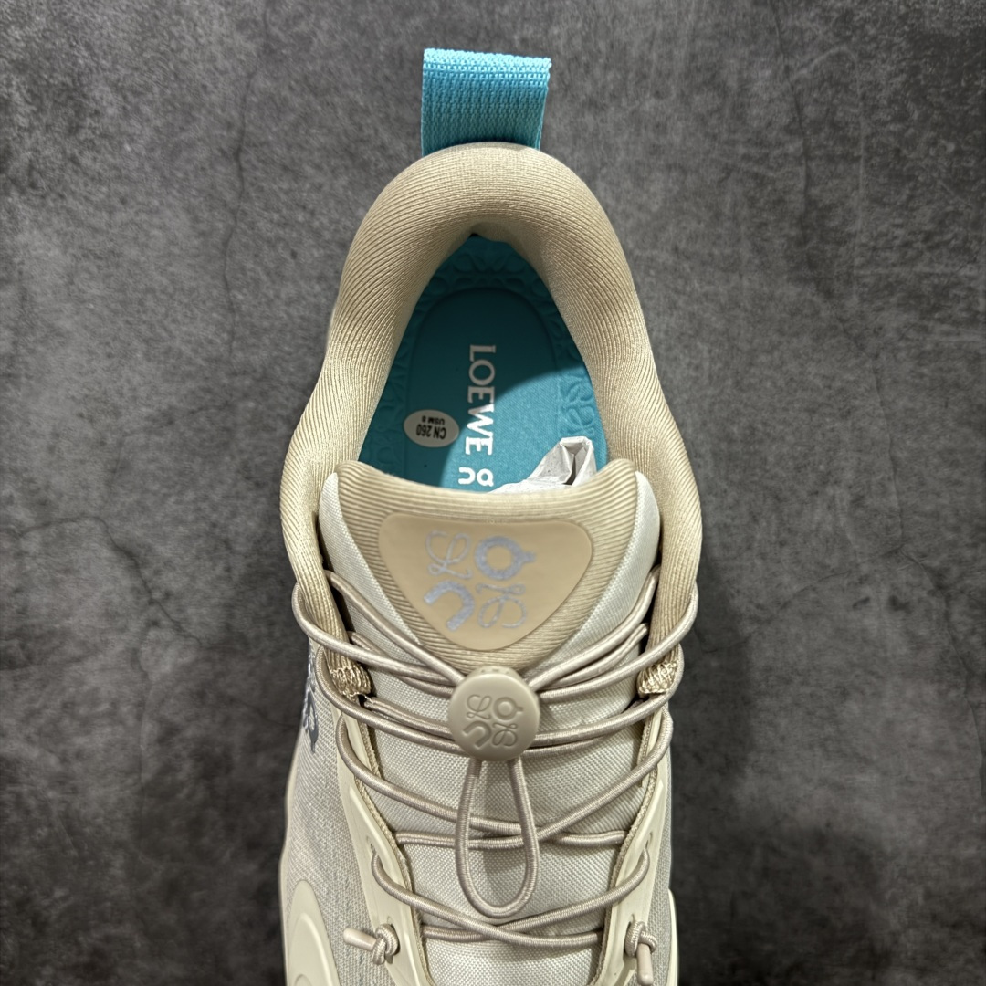 图片[8]-【莞产顶级】LOEWE罗意威 x ON昂跑 联名款 Cloudsolo系列 •原鞋一致橡胶底 原版高弹MD 加爆米花料 •正确后跟小蛮腰 •Logo立体有光泽度 •正确鞋头饱满立体 •鞋舌TPU立体高频 •正确鞋面网布多层厚实材料 •后跟织带高频立体 织带上浆加硬 •正确鞋带头滴胶柔软 •正确鞋垫前薄后厚有弹性（欧奈斯材料，非普通海玻璃） 尺码：36 36.5 37 37.5 38 38.5 39 40 40.5 41 42 42.5 43 44 44.5 45 46（真半码）-选品中心