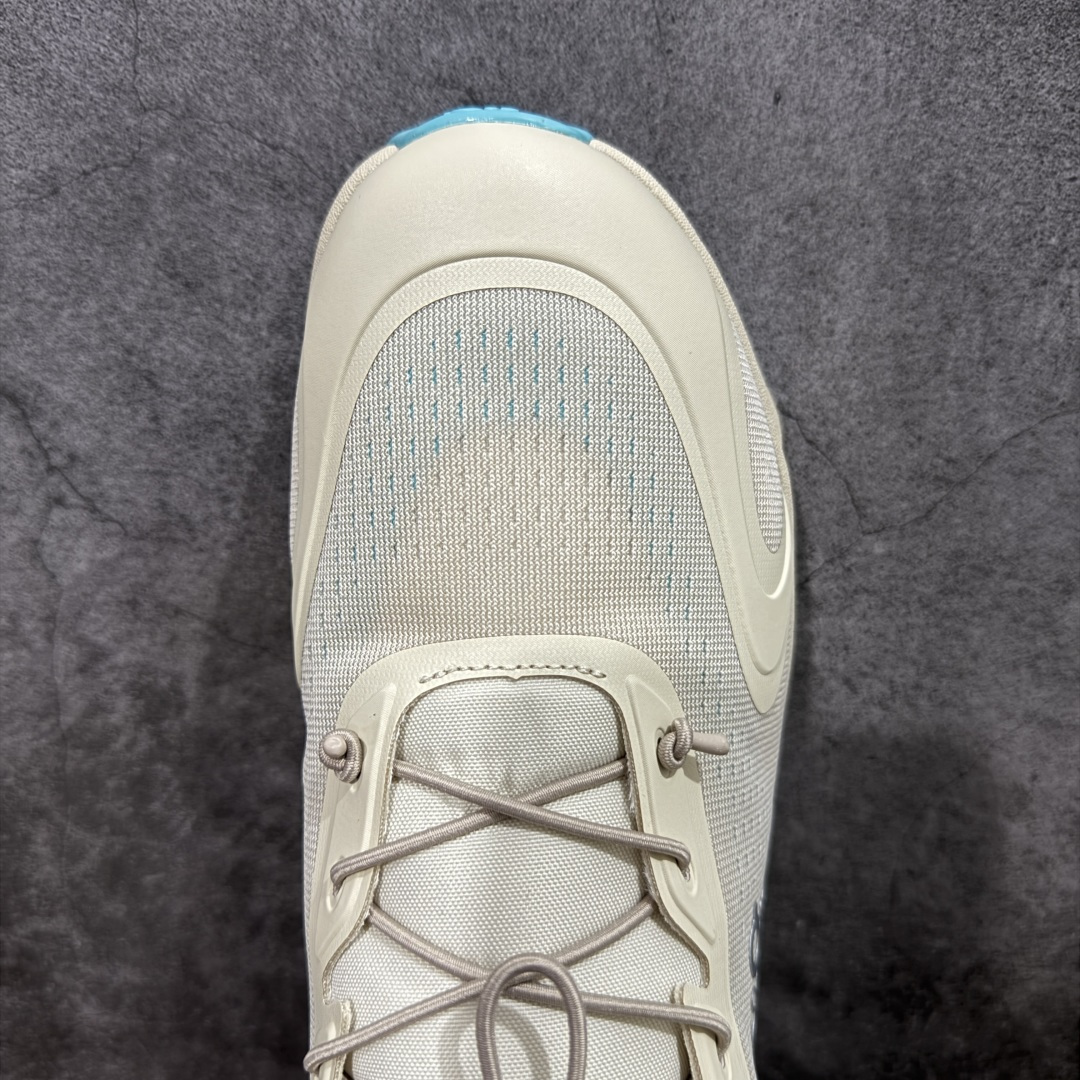 图片[5]-【莞产顶级】LOEWE罗意威 x ON昂跑 联名款 Cloudsolo系列 •原鞋一致橡胶底 原版高弹MD 加爆米花料 •正确后跟小蛮腰 •Logo立体有光泽度 •正确鞋头饱满立体 •鞋舌TPU立体高频 •正确鞋面网布多层厚实材料 •后跟织带高频立体 织带上浆加硬 •正确鞋带头滴胶柔软 •正确鞋垫前薄后厚有弹性（欧奈斯材料，非普通海玻璃） 尺码：36 36.5 37 37.5 38 38.5 39 40 40.5 41 42 42.5 43 44 44.5 45 46（真半码）-选品中心