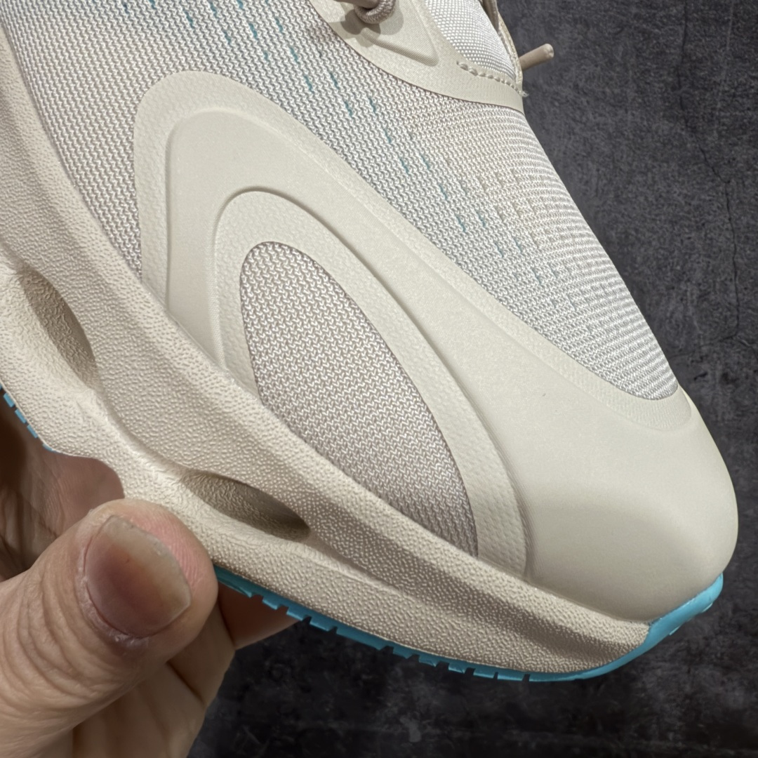 图片[5]-【莞产顶级】LOEWE罗意威 x ON昂跑 联名款 Cloudsolo系列 •原鞋一致橡胶底 原版高弹MD 加爆米花料 •正确后跟小蛮腰 •Logo立体有光泽度 •正确鞋头饱满立体 •鞋舌TPU立体高频 •正确鞋面网布多层厚实材料 •后跟织带高频立体 织带上浆加硬 •正确鞋带头滴胶柔软 •正确鞋垫前薄后厚有弹性（欧奈斯材料，非普通海玻璃） 尺码：36 36.5 37 37.5 38 38.5 39 40 40.5 41 42 42.5 43 44 44.5 45 46（真半码）-选品中心