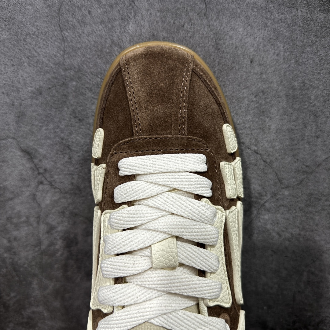 图片[5]-【莞产礼盒版】Amiri 2025 sunset skate情侣款星星鞋骨头德训鞋微面包形体，多层真皮制作的骨头编织图案立体感更强微厚鞋底，反绒皮质拼接，细节丰富，一切元素都拿捏得刚刚好！ 搭配指数高，舒适度和时髦度双双在线！ 面料：认准原版头层牛皮(非市场修面牛皮) 内里：原版内里 鞋底：原版开模鞋底 尺码：39-45（45定制不退不换，39-40备注男女玛）-选品中心