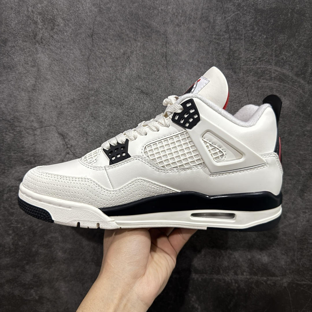 图片[2]-【TK至尊版】Air Jordan 4 Retro \”Flight Club\” AJ4 乔4飞行俱乐部 IM4002-100 原汁原味完美呈现四代版型 一比一鞋头弧度高度趴度鞋身弧度 原厂麂皮绒皮料材质 数据细节工艺流程均保持公司一致 细节品控鞋型随意秒杀市面版本 原厂TPU网格鞋带扣 正确内里网布 菱角分明不变形无多余毛边 柔软性质感一致于原鞋 原厂织唛标 原厂飞人电绣工艺 独家绑鞋带手法 印刷中底布 四线拉帮 米色美纹纸贴合固定 进口港宝加持 后跟自然饱满 全鞋荧光划线卡点 追求极致完美 每一双都是工艺品 多重QC质检 超越公司货的品控标准 实实在在的免检产品 尺码：40 40.5 41 42 42.5 43 44 44.5 45 46 47.5-选品中心