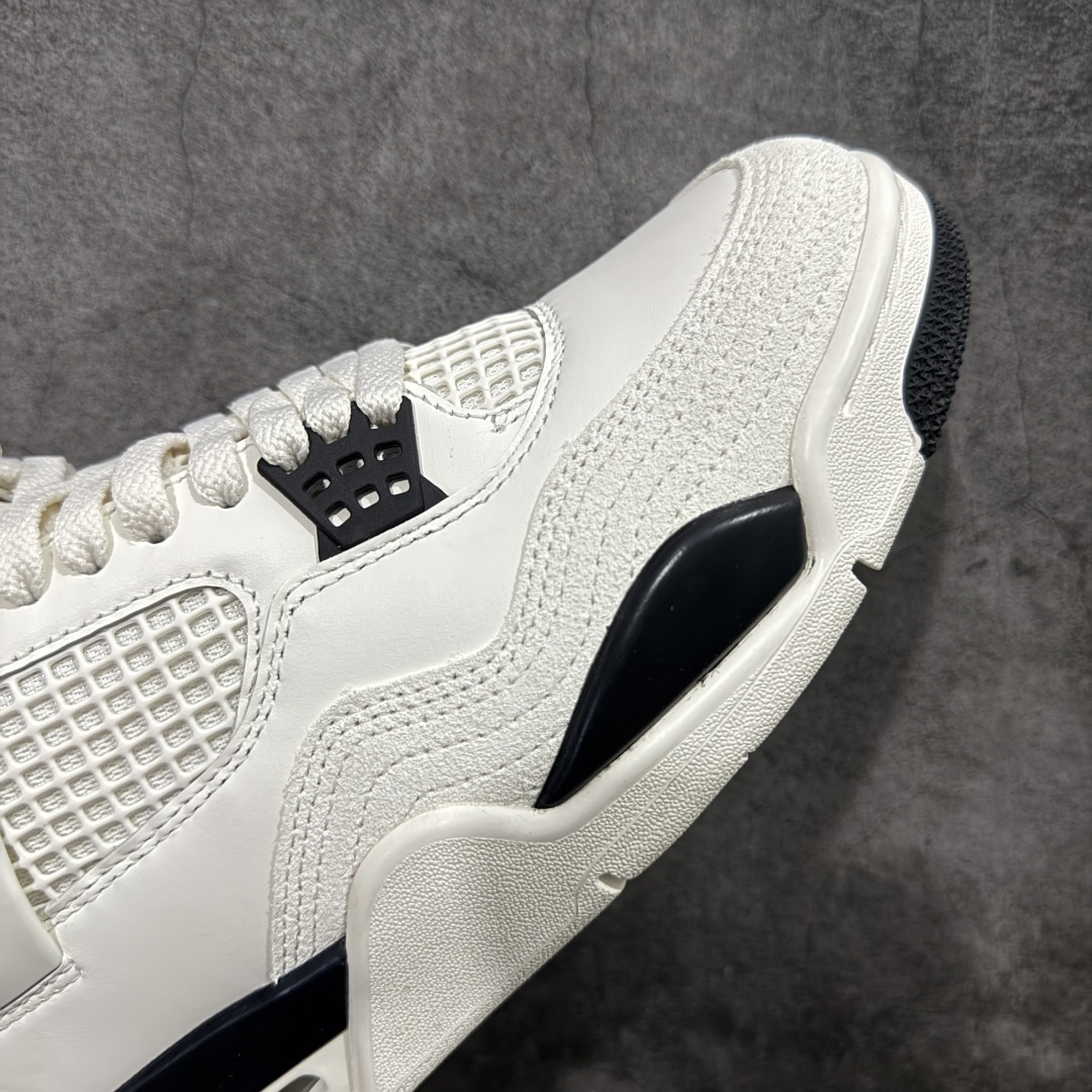 图片[6]-【TK至尊版】Air Jordan 4 Retro \”Flight Club\” AJ4 乔4飞行俱乐部 IM4002-100 原汁原味完美呈现四代版型 一比一鞋头弧度高度趴度鞋身弧度 原厂麂皮绒皮料材质 数据细节工艺流程均保持公司一致 细节品控鞋型随意秒杀市面版本 原厂TPU网格鞋带扣 正确内里网布 菱角分明不变形无多余毛边 柔软性质感一致于原鞋 原厂织唛标 原厂飞人电绣工艺 独家绑鞋带手法 印刷中底布 四线拉帮 米色美纹纸贴合固定 进口港宝加持 后跟自然饱满 全鞋荧光划线卡点 追求极致完美 每一双都是工艺品 多重QC质检 超越公司货的品控标准 实实在在的免检产品 尺码：40 40.5 41 42 42.5 43 44 44.5 45 46 47.5-选品中心