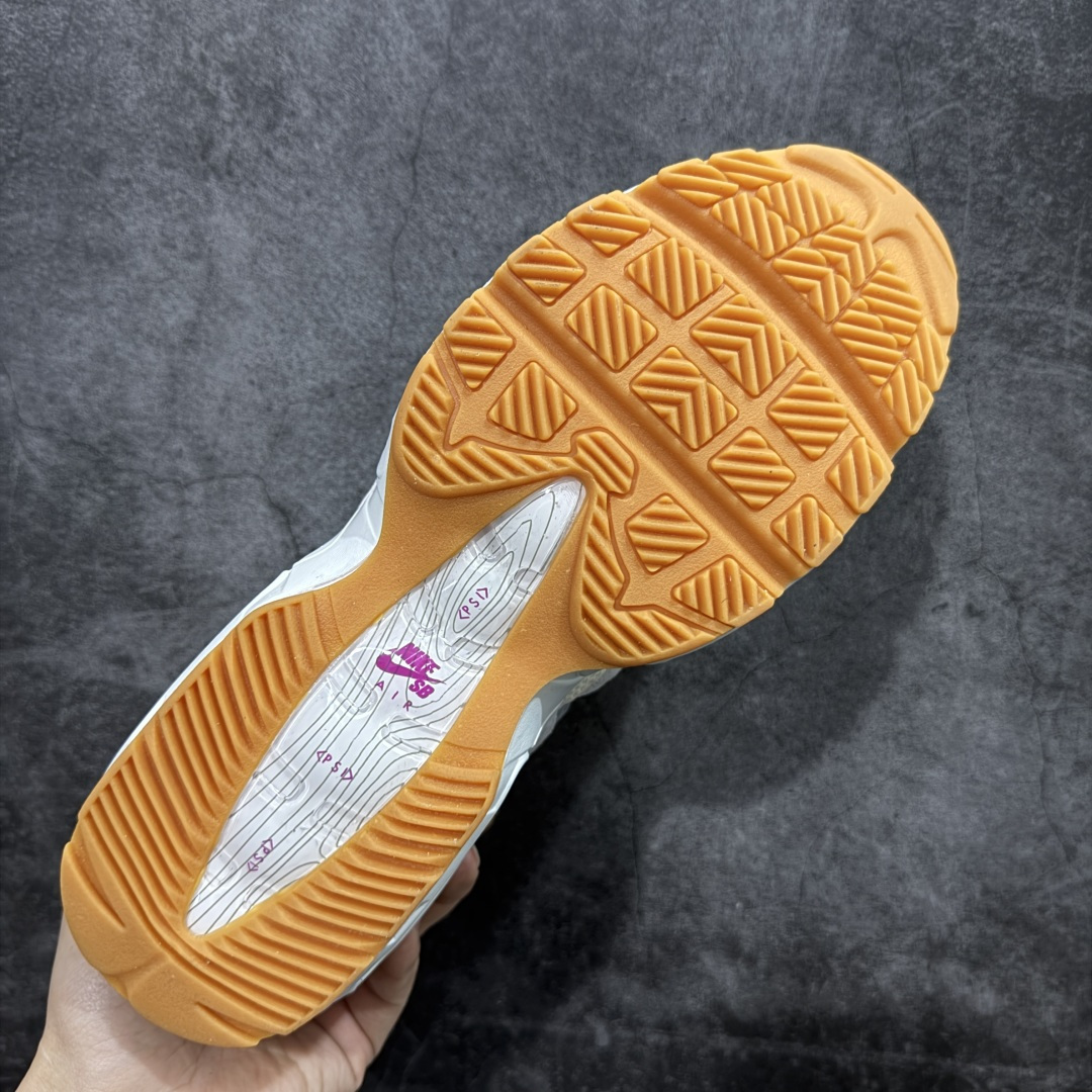 图片[9]-【顶级芯片版】Nike Air Max 95 浅灰紫色 货号：HF7545-100 顶级版 开发数月 原版开发 多道QC质检 鞋型完美复刻 原厂级别工艺 正确色卡 正确气垫蓝光 正确大底 独家私模 采用进口头层牛皮拼接 定位高端市场 行业标杆工艺 尺码：40 40.5 41 42 42.5 43 44 44.5 45 46-选品中心