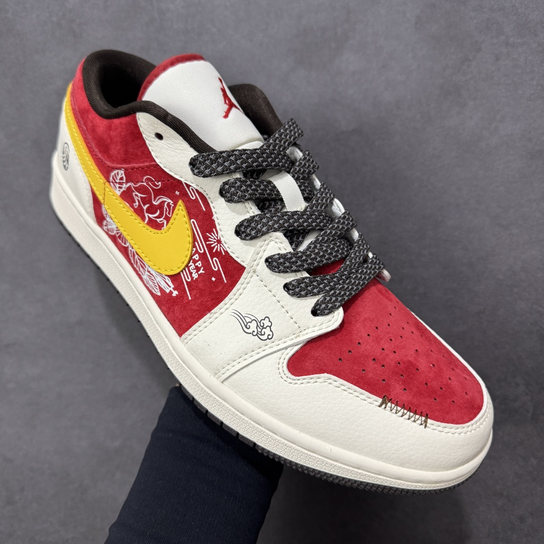 图片[3]-【定制版】Air Jordan 1 Low AJ1 乔1 马年限定 高端定制 低帮复古篮球鞋  #定制皮料 原厂3D打印 定制鞋盒 原楦原纸板 纯正空军版型 内置全掌气垫 货号：JP2026-165  尺码：36 36.5 37.5 38 38.5 39 40 40.5 41 42 42.5 43 44 44.5 45-选品中心