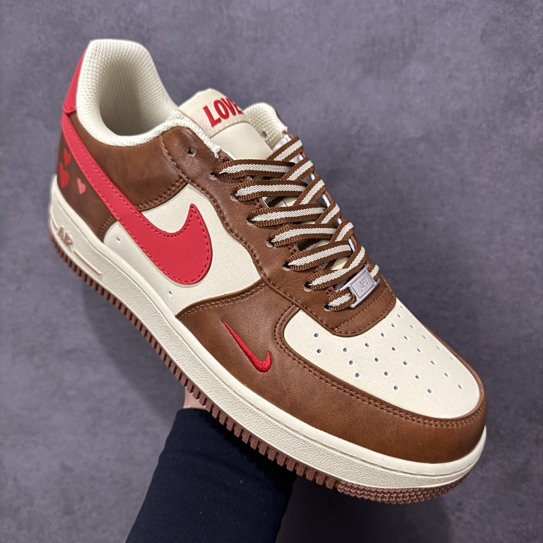 图片[3]-【定制版】NIke Air Force 1 \’07 Low “情人节限定–棕红密心” 空军一号低帮 运动鞋 休闲鞋 折边针车 工艺难度大 原楦头原纸板 高端定制鞋盒 原厂鞋底 超高清洁度 细节完美 货号：NH0601-538 尺码：36 36.5 37.5 38 38.5 39 40 40.5 41 42 42.5 43 44 44.5 45-选品中心