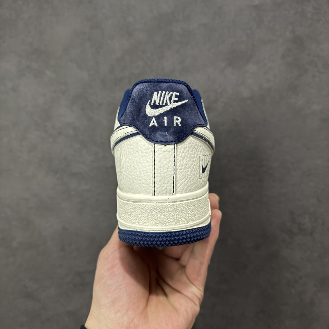 图片[4]-【定制版】Nike Air Force 1\’07 Low NK联名 空军一号低帮休闲板鞋  #原楦头原纸板 高端定制鞋盒 原厂鞋底 超高清洁度 细节完美 货号：MM3399-818  尺码：36 36.5 37.5 38 38.5 39 40 40.5 41 42 42.5 43 44 44.5 45-选品中心