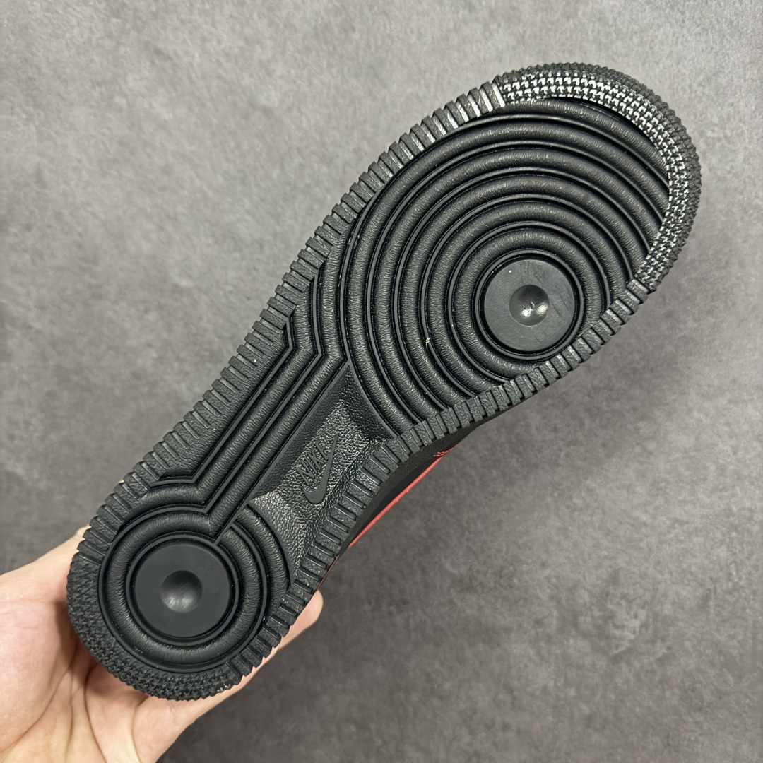 图片[9]-【定制版】Nike Air Force 1\’07 Low 黑红 空军一号低帮休闲板鞋  #定制皮料 原厂3D打印 定制鞋盒 原楦原纸板 纯正空军版型 内置全掌气垫 货号：ZH0316-142  尺码：36 36.5 37.5 38 38.5 39 40 40.5 41 42 42.5 43 44 44.5 45-选品中心
