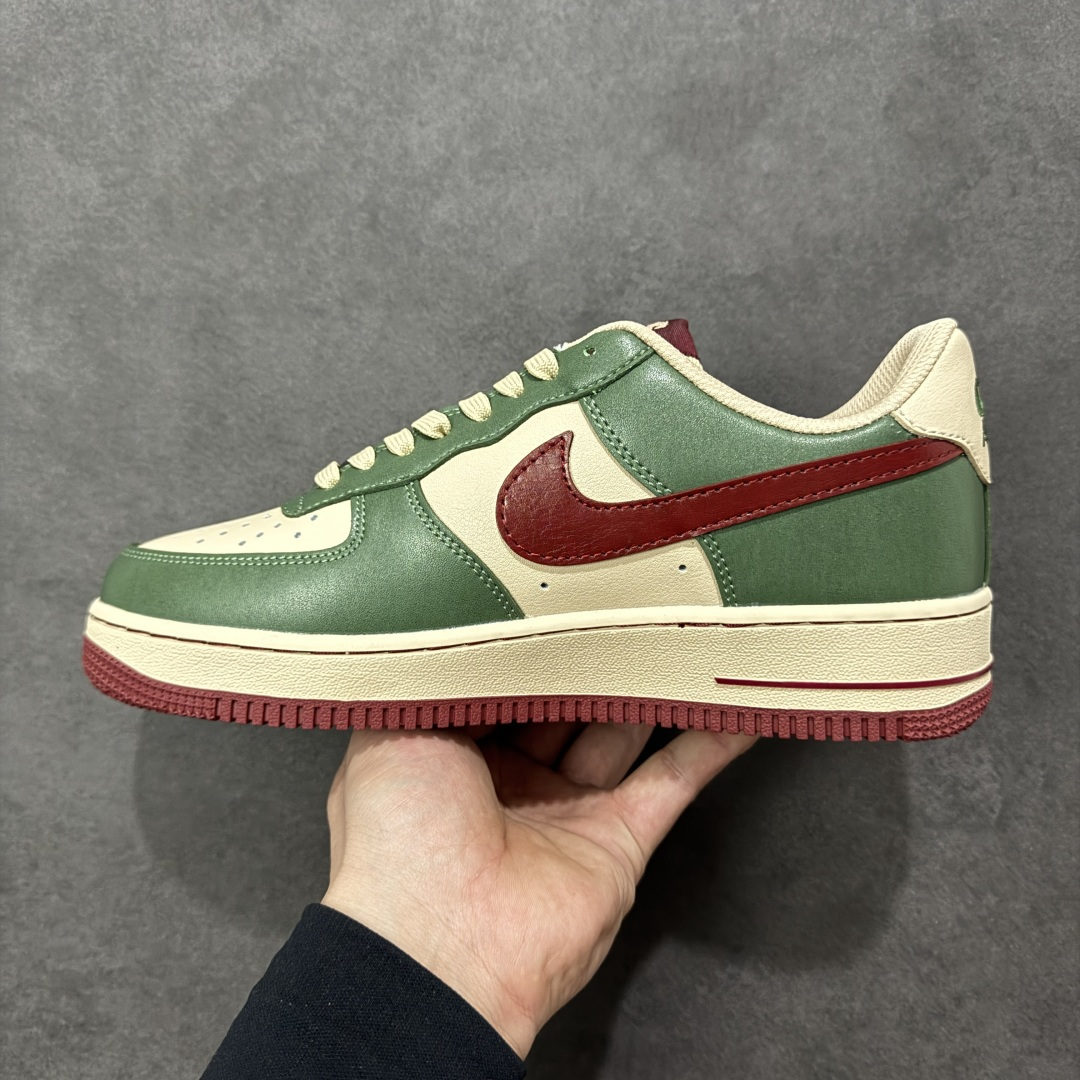 图片[2]-【定制版】公司级NIke Air Force 1 \’07 Low “马年限定–翠绿杏红” 空军一号低帮 运动鞋 休闲鞋 折边针车 工艺难度大 原楦头原纸板 高端定制鞋盒 原厂鞋底 超高清洁度 细节完美 货号：NH0601-518 尺码：36 36.5 37.5 38 38.5 39 40 40.5 41 42 42.5 43 44 44.5 45-选品中心