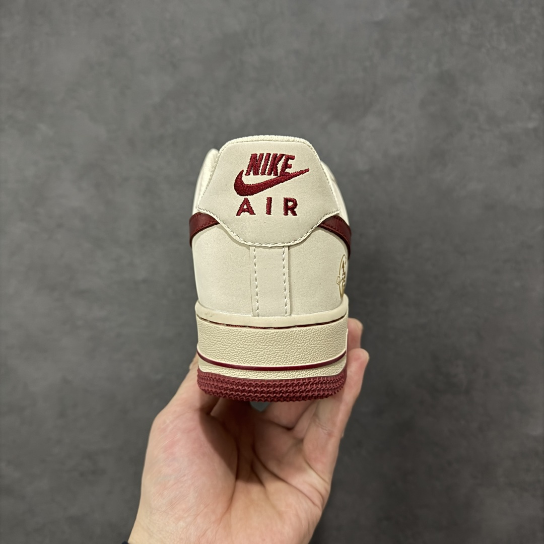 图片[4]-【定制版】公司级NIke Air Force 1 \’07 Low “马年限定–米褐杏红” 空军一号低帮 运动鞋 休闲鞋 折边针车 工艺难度大 原楦头原纸板 高端定制鞋盒 原厂鞋底 超高清洁度 细节完美 货号：NH0601-522 尺码：36 36.5 37.5 38 38.5 39 40 40.5 41 42 42.5 43 44 44.5 45-选品中心