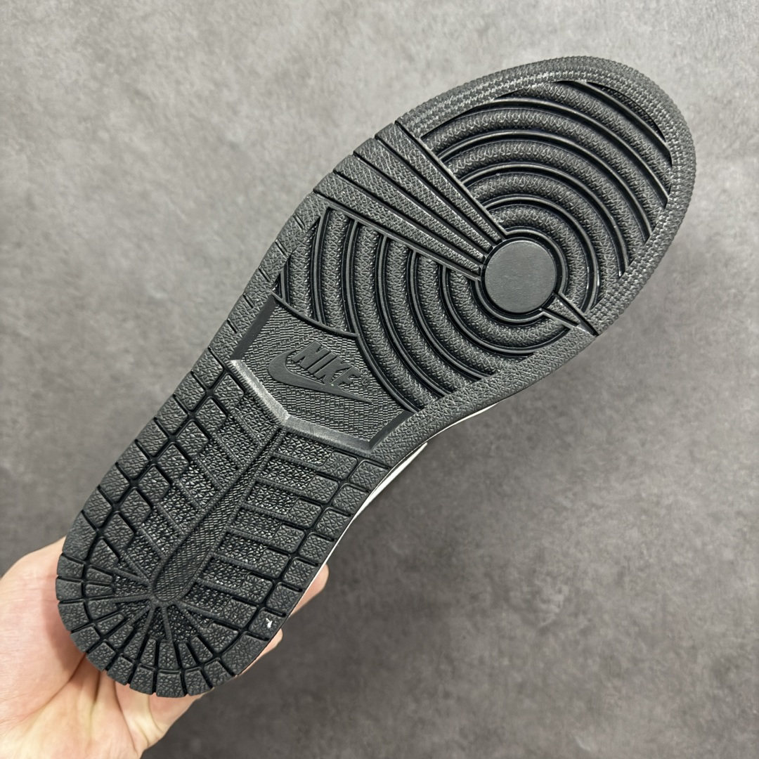 图片[9]-【H11版本】耐克Nike Air Jordan 1 Retro High OG AJ1代经典复古经典高帮百搭文化篮球鞋 DZ5485-010 公司级真标半码制#原档案原数据开发版型#采用荔枝纹头层皮革鞋面材质#原厂立体填充鞋舌海绵#中底注胶孔及缜密中底拉帮工艺#原数据开发模具大底 尺码： 35.5 36 36.5 37.5 38 38.5 39 40 40.5 41 42 42.5 43 44 44.5 45 46 47.5 48.5 编码：H11B290300-选品中心