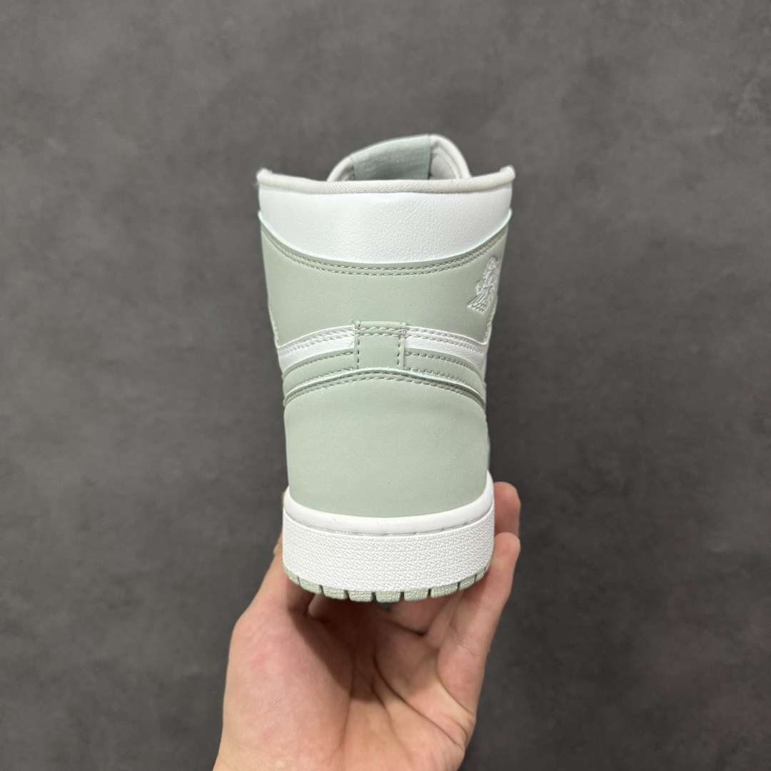 图片[4]-【H11版本】耐克Nike Air Jordan 1 Retro High OG AJ1代经典复古经典高帮百搭文化篮球鞋 CD0461-002 公司级真标半码制#原档案原数据开发版型#采用荔枝纹头层皮革鞋面材质#原厂立体填充鞋舌海绵#中底注胶孔及缜密中底拉帮工艺#原数据开发模具大底 尺码： 35.5 36 36.5 37.5 38 38.5 39 40 40.5 41 42 42.5 43 44 44.5 45 46 47.5 48.5 编码：H11B290300-选品中心