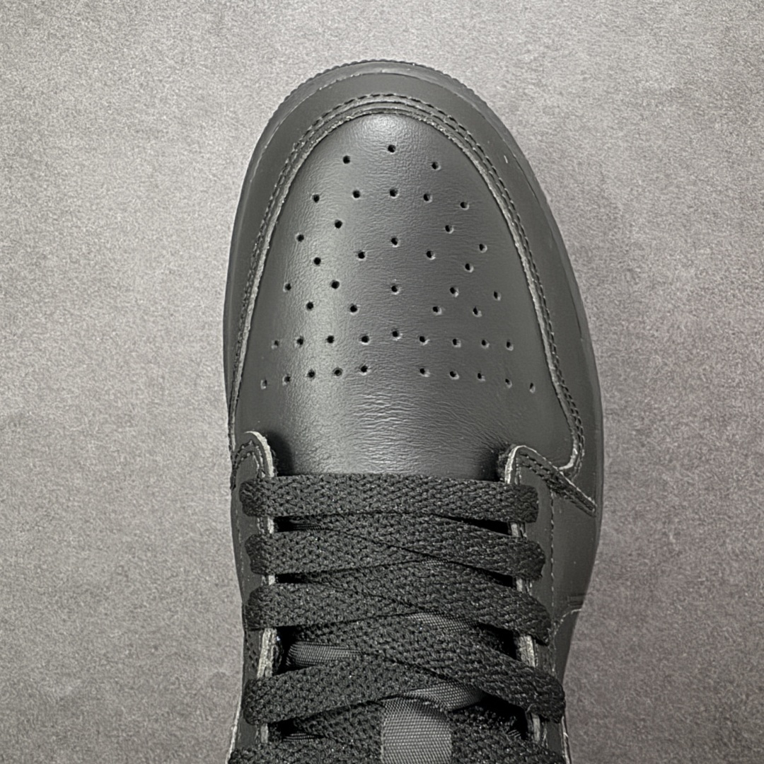 图片[8]-【H11版本】耐克Nike Air Jordan 1 OG AJ1代经典复古经典低帮百搭文化篮球鞋 CD0461-002 公司级真标半码制#原档案原数据开发版型#采用荔枝纹头层皮革鞋面材质#原厂立体填充鞋舌海绵#中底注胶孔及缜密中底拉帮工艺#原数据开发模具大底 尺码： 35.5 36 36.5 37.5 38 38.5 39 40 40.5 41 42 42.5 43 44 44.5 45 46 47.5 编码：H11B250260-选品中心