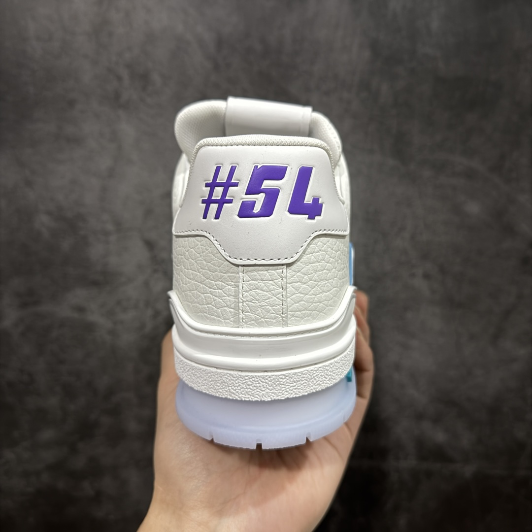 图片[4]-【PK纯原版】Louis Vuitton 路易威登 LV Trainer 低帮休闲板鞋 同步官方2025最新原版包装 海淘代购同渠道品质 高端零售 外贸充正专供 原版购入开发 ZP级全套包装 完美楦型 正确卡色 大底TPU 质感媲美原版 细节与原版一致 请注意区分市面通货材 尺码：39 40 41 42 43 44 45 46-选品中心