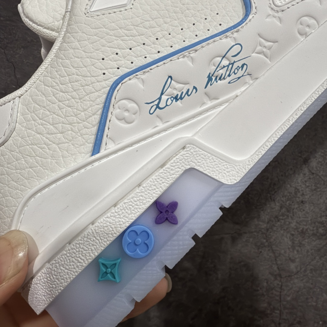 图片[3]-【PK纯原版】Louis Vuitton 路易威登 LV Trainer 低帮休闲板鞋 同步官方2025最新原版包装 海淘代购同渠道品质 高端零售 外贸充正专供 原版购入开发 ZP级全套包装 完美楦型 正确卡色 大底TPU 质感媲美原版 细节与原版一致 请注意区分市面通货材 尺码：39 40 41 42 43 44 45 46-选品中心