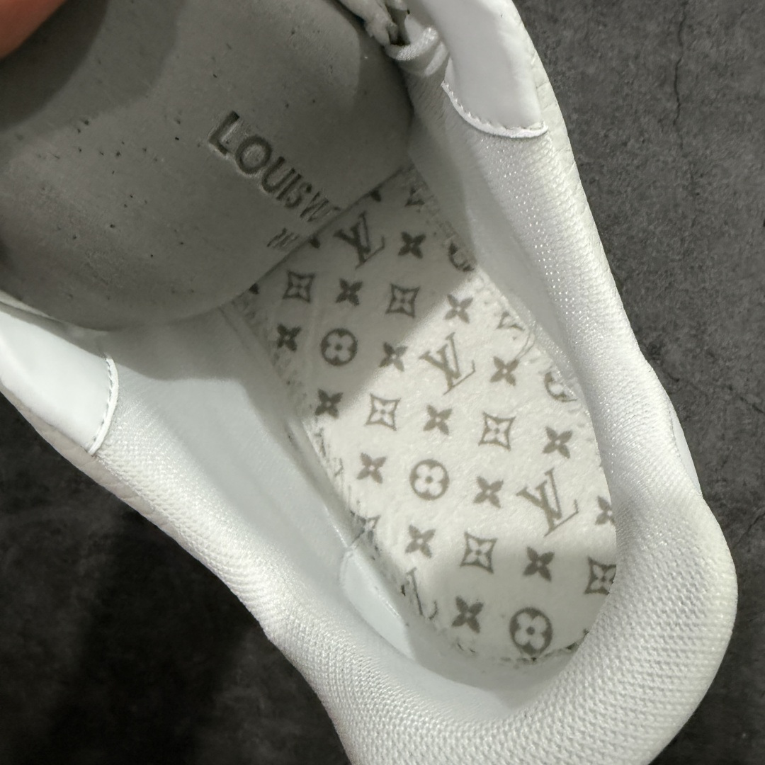 图片[9]-【PK纯原版】Louis Vuitton 路易威登 LV Trainer 低帮休闲板鞋 同步官方2025最新原版包装 海淘代购同渠道品质 高端零售 外贸充正专供 原版购入开发 ZP级全套包装 完美楦型 正确卡色 大底TPU 质感媲美原版 细节与原版一致 请注意区分市面通货材 尺码：39 40 41 42 43 44 45 46-选品中心