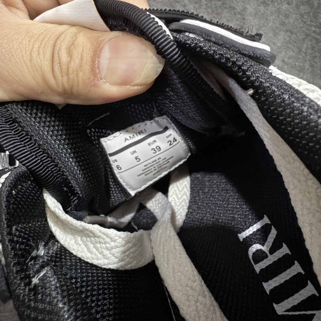 图片[8]-【佛山超A版】AMIRI 埃米尔 MA Skyline系列 复古 厚底 魔术贴 情侣款 休闲运动板鞋 全新MA Skyline系列，立体MA QUAD点缀，采用双色橡胶鞋底搭配质感皮革鞋面，闭合方式采用魔术贴＋鞋带，个性复古篮球风格 ▪️面料： 原版定制进口头层牛皮 ▪️内里： 原版定制透气网里 ▪️大底： 原版开模防滑橡胶材质 ▪️底厚： 4CM ▪️尺码： 男款39-46-选品中心