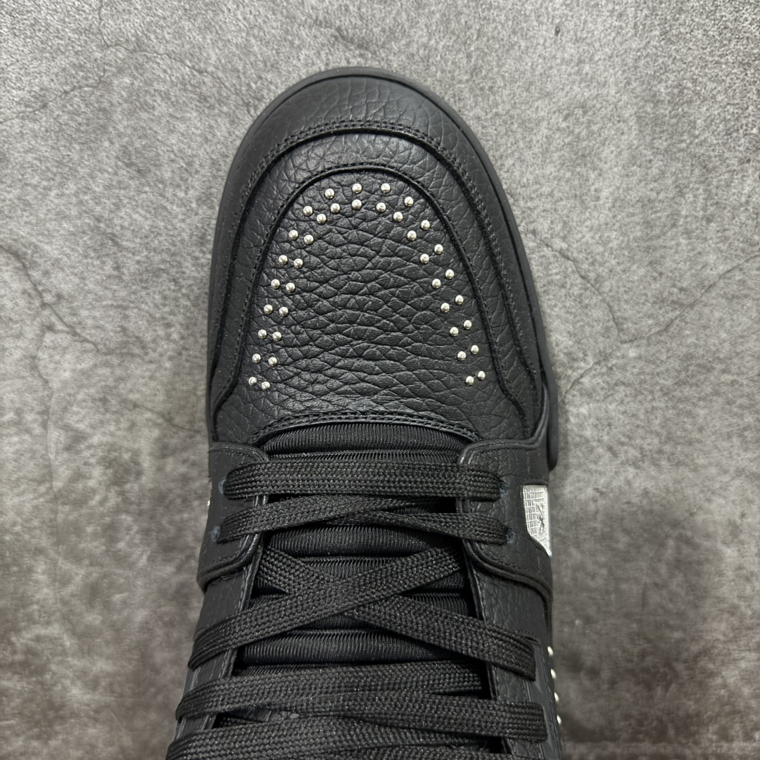 图片[5]-【XC版本】Louis Vuitton LV Trainer系列 新配色入库上架 市场货一堆的东西没必要做文案吹嘘 实拍如图 所见即所得 细节细揣摩 让你感受真正的好货 尺码： 39 40 41 42 43 44 45 46-选品中心