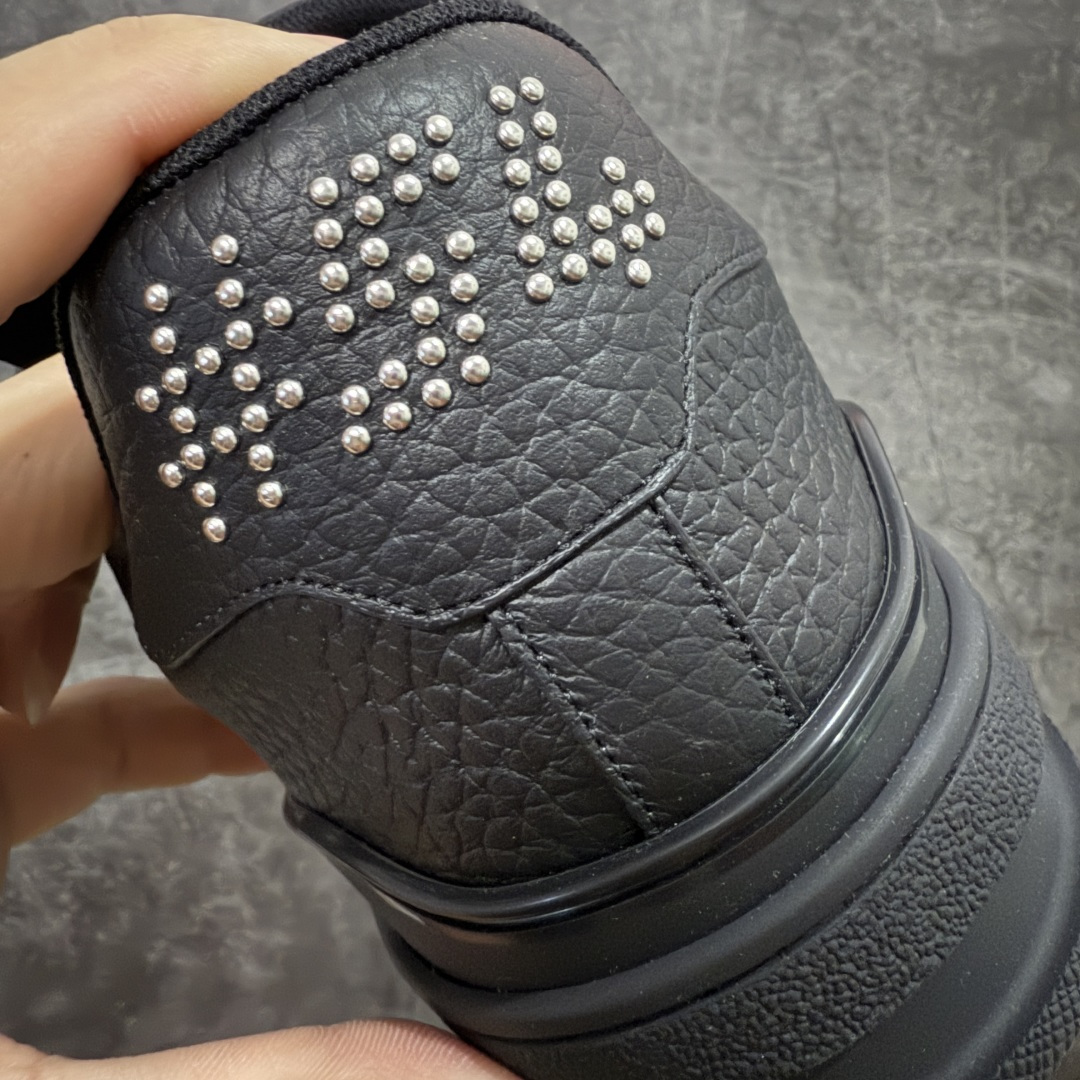 图片[2]-【XC版本】Louis Vuitton LV Trainer系列 新配色入库上架 市场货一堆的东西没必要做文案吹嘘 实拍如图 所见即所得 细节细揣摩 让你感受真正的好货 尺码： 39 40 41 42 43 44 45 46-选品中心