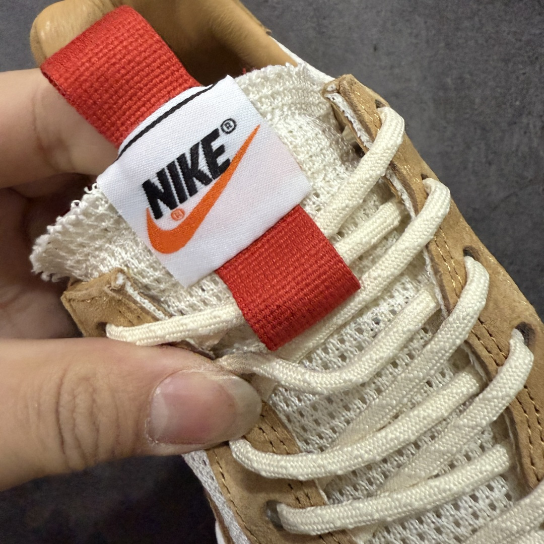 图片[5]-【GX纯原】Tom Sachs x NK Craft Mars Yard 2.0 联名宇航员神游太空百搭休闲运动透气慢跑鞋 复古做旧黄红勾 目前市场最正确版本 原厂网面 正确钩子刷漆 区别市场一眼假刷漆钩子 真碳板大底 版型完美 细节到位 经过五年时间的等待，被视为神级球鞋之作的 Craft Mars Yard 终于以 2.0 的姿态回归。艺术家 Tom Sachs 在延续经典外观与配色组合的同时，将Craft Mars Yard 进行全面升级，以更加透气的涤纶经编针织网眼取代之前的特殊 Vectran 材质，并在鞋面上加入 X 型走线提高耐磨特性，而经过改良之后的 SFB 特种部队靴大底亦更加适合在城市环境着用，此外网面层和软木层的双内底设计更是为营造赤脚穿着体验特别优化 货号：IF2885 100 尺码：36 36.5 37.5 38 38.5 39 40 40.5 41 42 42.5 43 44 45 46-选品中心