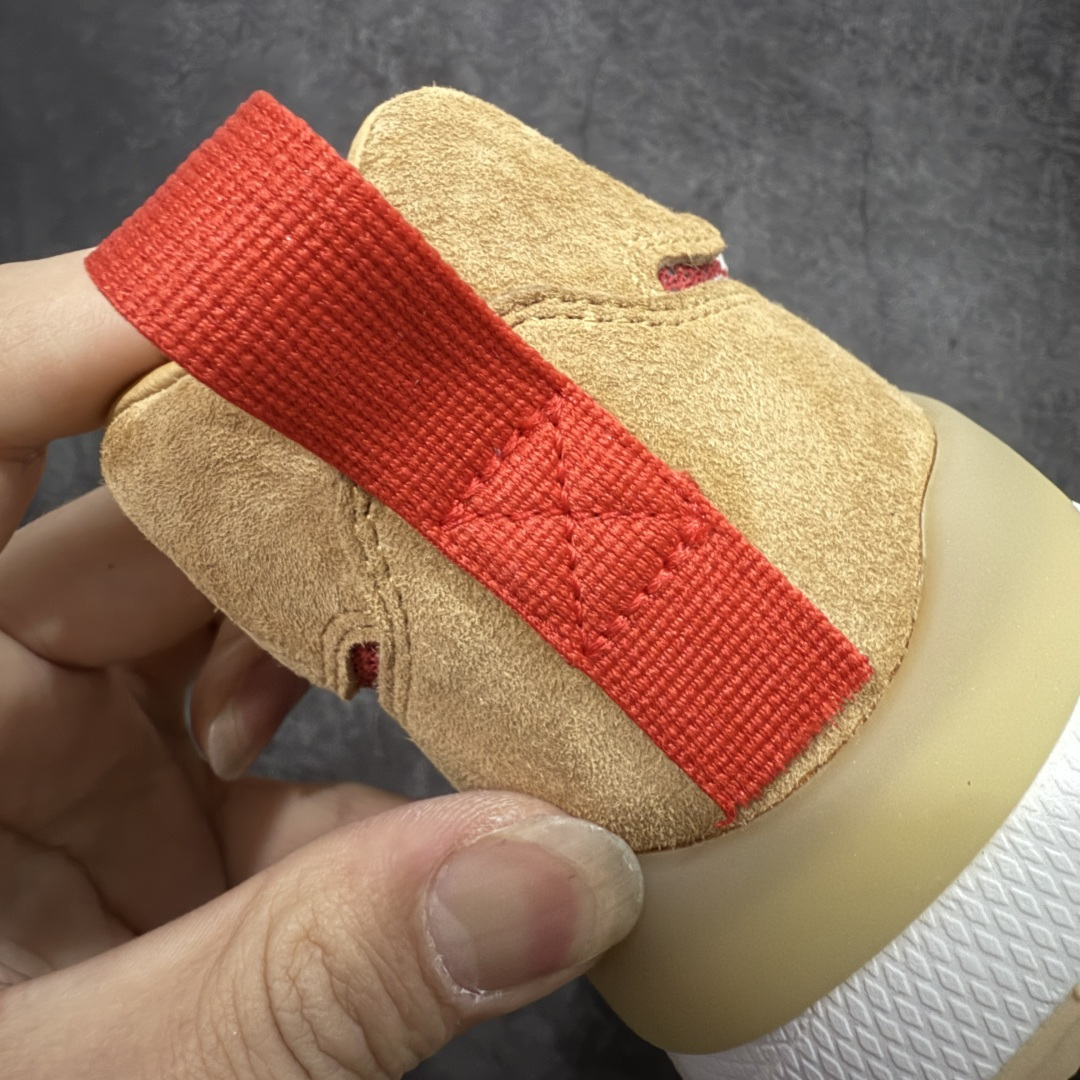 图片[2]-【GX纯原】Tom Sachs x NK Craft Mars Yard 2.0 联名宇航员神游太空百搭休闲运动透气慢跑鞋 复古做旧黄红勾 目前市场最正确版本 原厂网面 正确钩子刷漆 区别市场一眼假刷漆钩子 真碳板大底 版型完美 细节到位 经过五年时间的等待，被视为神级球鞋之作的 Craft Mars Yard 终于以 2.0 的姿态回归。艺术家 Tom Sachs 在延续经典外观与配色组合的同时，将Craft Mars Yard 进行全面升级，以更加透气的涤纶经编针织网眼取代之前的特殊 Vectran 材质，并在鞋面上加入 X 型走线提高耐磨特性，而经过改良之后的 SFB 特种部队靴大底亦更加适合在城市环境着用，此外网面层和软木层的双内底设计更是为营造赤脚穿着体验特别优化 货号：IF2885 100 尺码：36 36.5 37.5 38 38.5 39 40 40.5 41 42 42.5 43 44 45 46-选品中心