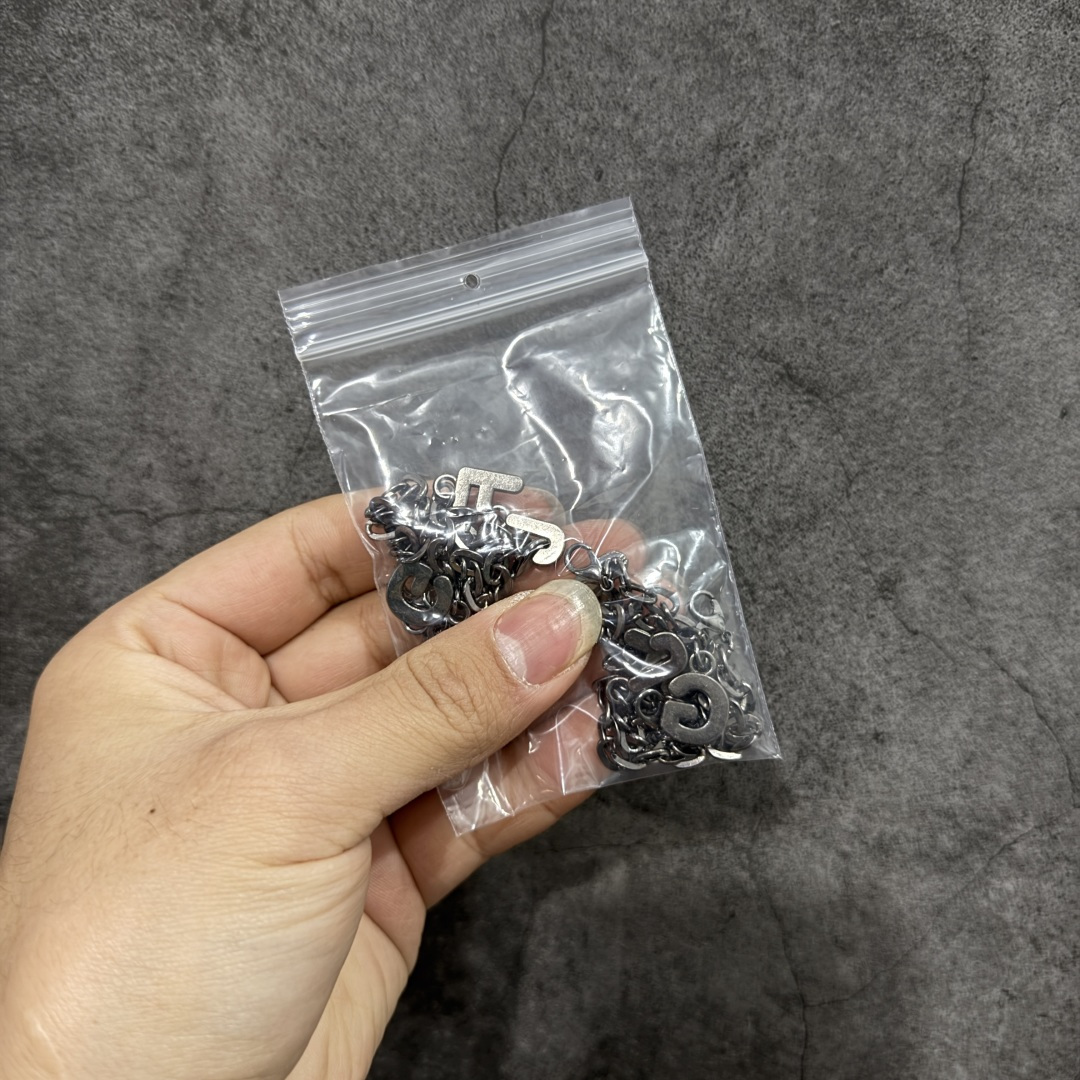 图片[6]-【纯原版】New Balance M2010系列 新百伦 复古老爹风网布跑步休闲运动鞋 新百伦经典配色 沿袭了面世之初的经典科技 以ENCAP中底配以升级版 N-ERGY缓震物料 鞋面则采用特色的柔软麂皮搭以NewBalance经典的尼龙网布 低调中还原跑鞋本真 更年轻化的设计理念与材质 让新世代青年得以用全新视角体验经典鞋款的传奇魅力 货号：U2010JG1 尺码：36 37 37.5 38 38.5 39.5 40 40.5 41.5 42 42.5 43 44 45 46-选品中心