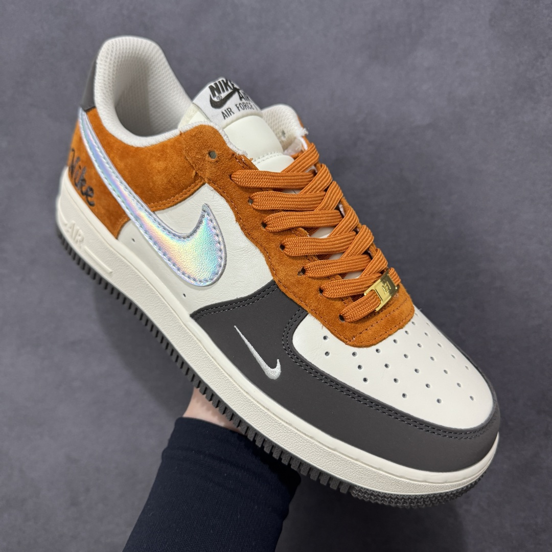 图片[3]-【定制版】NIke Air Force 1 \’07 Low “棕灰镭射” 空军一号低帮 运动鞋 休闲鞋 折边针车 工艺难度大 原楦头原纸板 高端定制鞋盒 原厂鞋底 超高清洁度 细节完美 货号：NH0601-530 尺码：36 36.5 37.5 38 38.5 39 40 40.5 41 42 42.5 43 44 44.5 45-选品中心