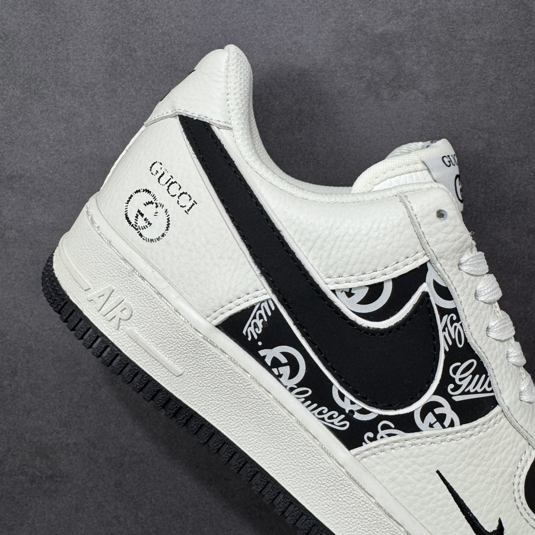 图片[6]-【定制版】公司级NIke Air Force 1 \’07 Low “古驰联名–米黑交织” 空军一号低帮 运动鞋 休闲鞋 折边针车 工艺难度大 原楦头原纸板 高端定制鞋盒 原厂鞋底 超高清洁度 细节完美 货号：XY9025-016 尺码：36 36.5 37.5 38 38.5 39 40 40.5 41 42 42.5 43 44 44.5 45-选品中心
