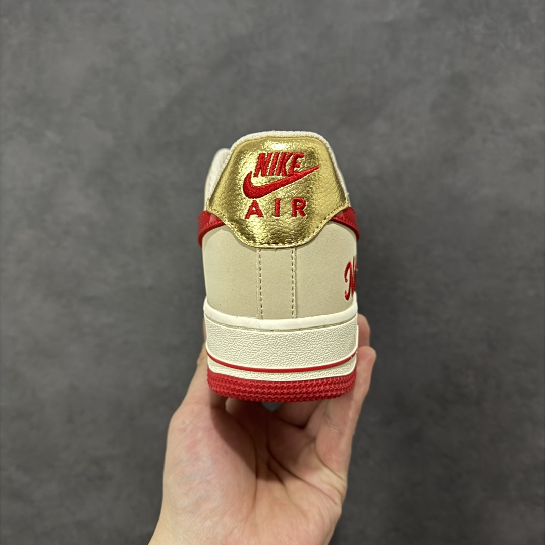 图片[4]-【定制版】NIke Air Force 1 \’07 Low “米棕朱砂” 空军一号低帮 运动鞋 休闲鞋 折边针车 工艺难度大 原楦头原纸板 高端定制鞋盒 原厂鞋底 超高清洁度 细节完美 货号：NH0601-526 尺码：36 36.5 37.5 38 38.5 39 40 40.5 41 42 42.5 43 44 44.5 45-选品中心
